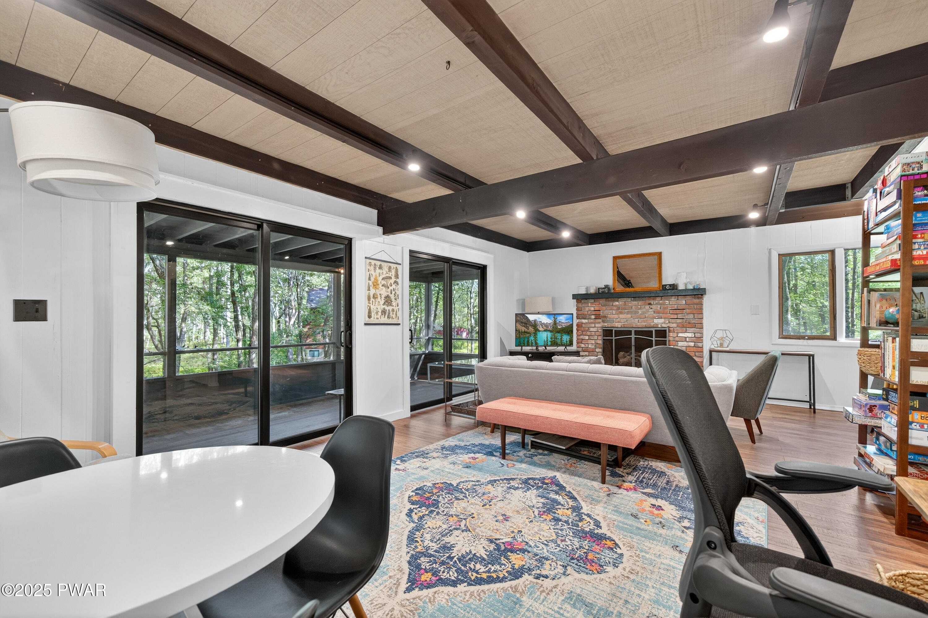 Lords Valley, Pennsylvania 18428, United States, 3 Bedrooms Bedrooms, ,2 BathroomsBathrooms,Residential,Active,201011