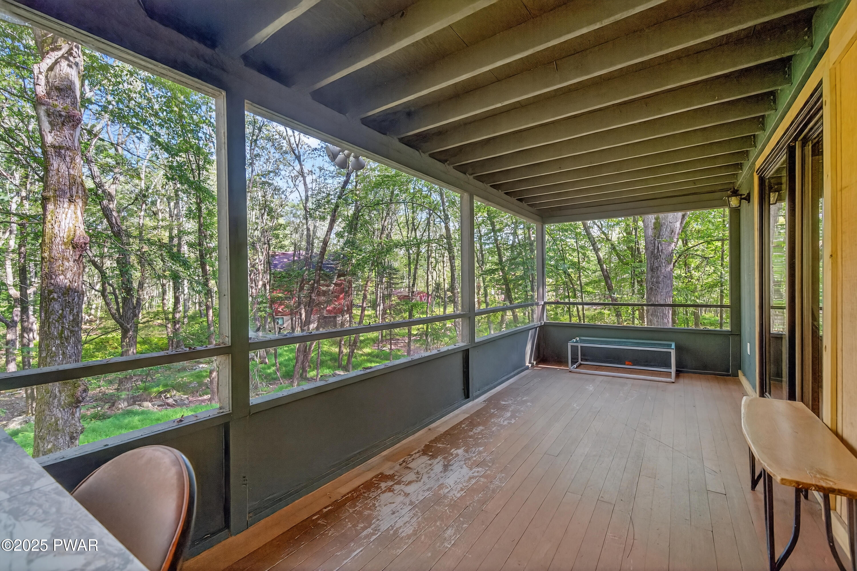 Lords Valley, Pennsylvania 18428, United States, 3 Bedrooms Bedrooms, ,2 BathroomsBathrooms,Residential,Active,201011