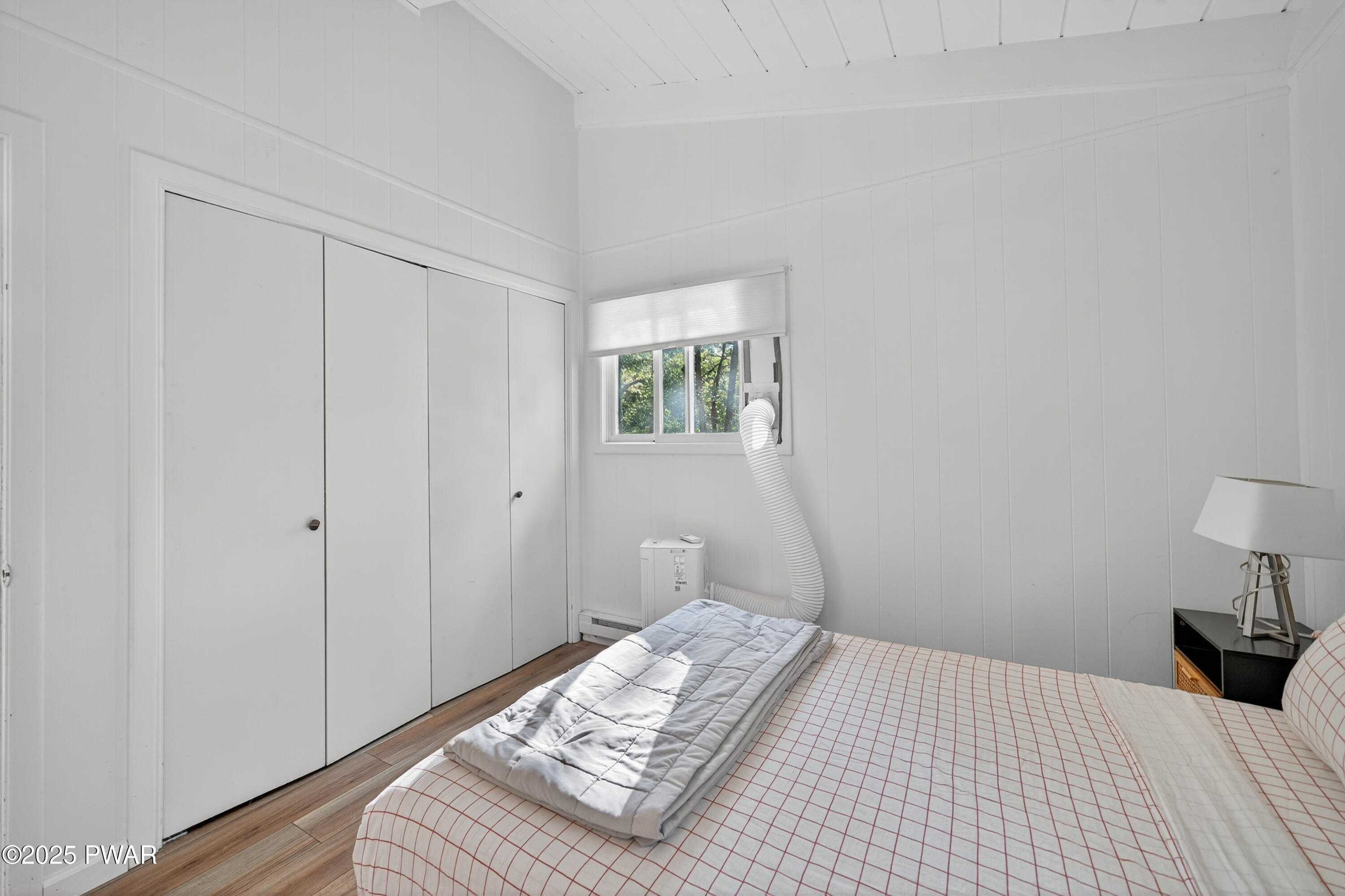 Lords Valley, Pennsylvania 18428, United States, 3 Bedrooms Bedrooms, ,2 BathroomsBathrooms,Residential,Active,201011