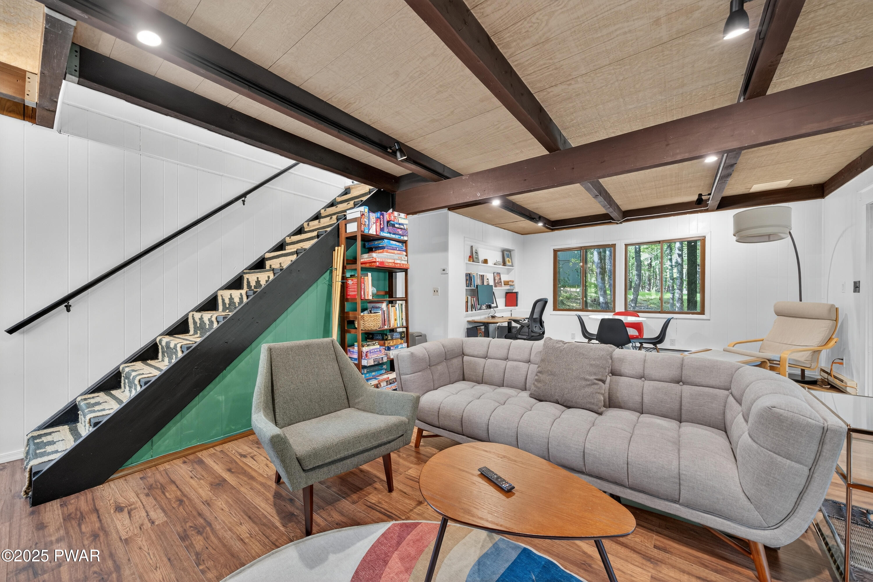 Lords Valley, Pennsylvania 18428, United States, 3 Bedrooms Bedrooms, ,2 BathroomsBathrooms,Residential,Active,201011