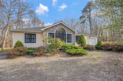 203 Lincoln Drive, Lords Valley, PA 18428 - MLS#: PW241201