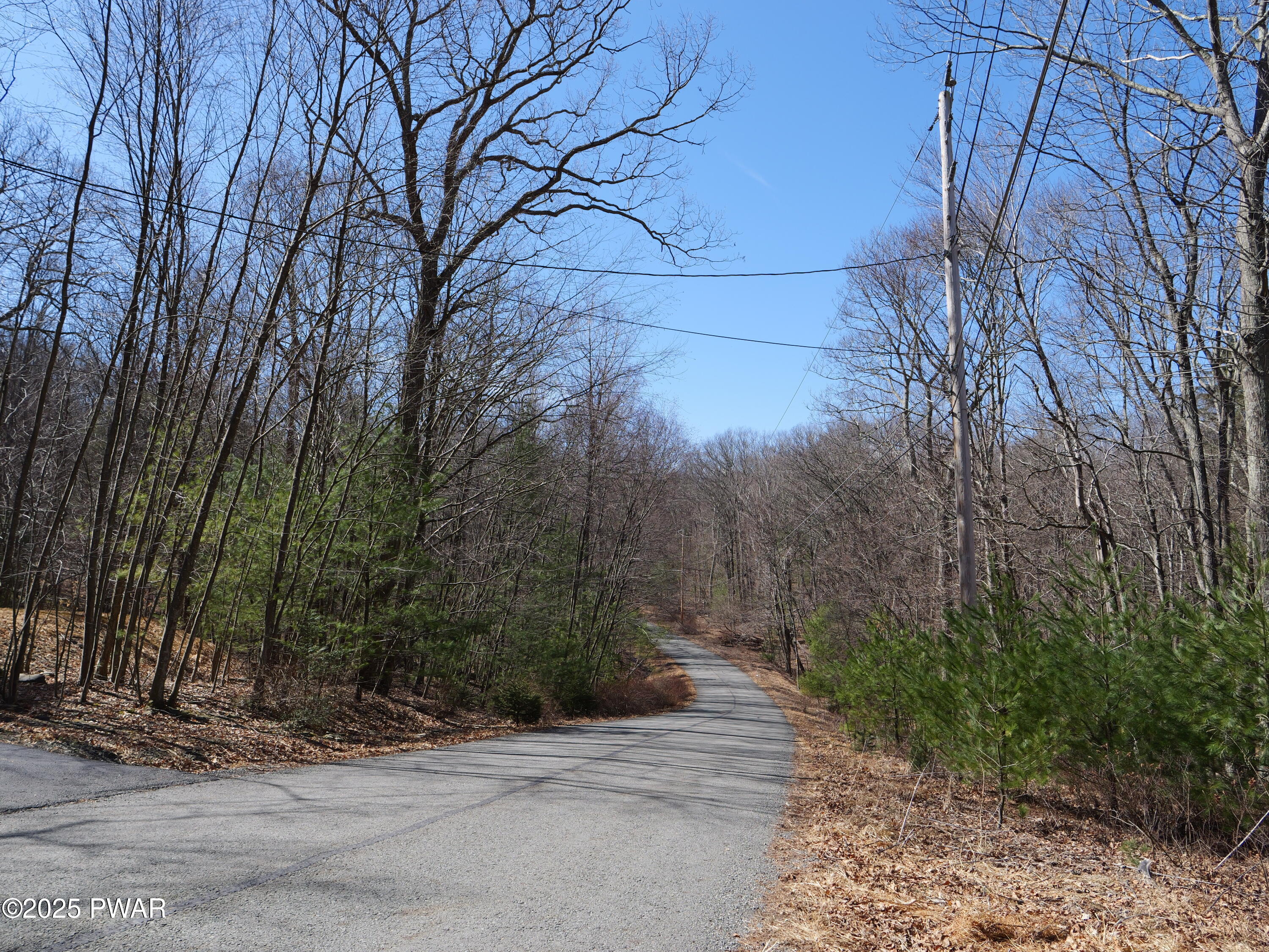 109 Luftus Lane, Dingmans Ferry, Pennsylvania image 6