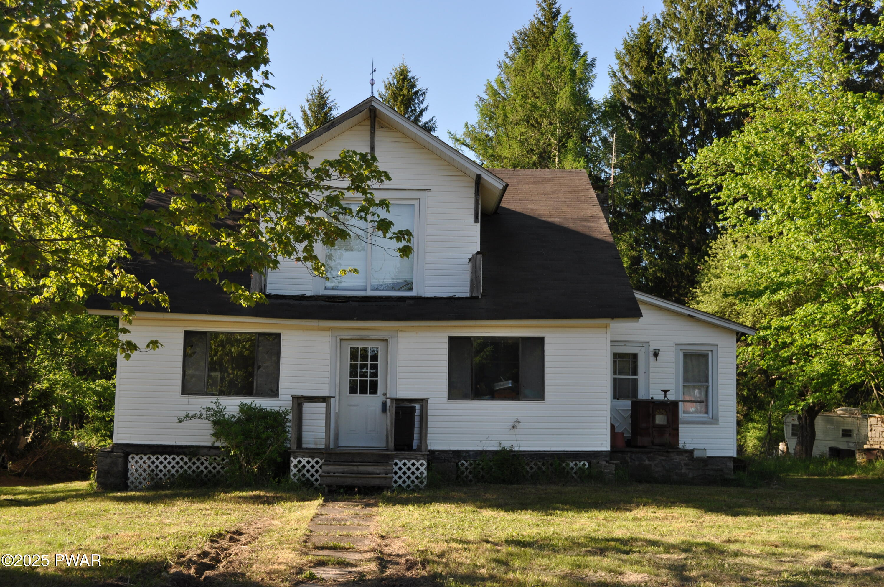 101 Brink Hill Road, Greentown, Pennsylvania image 1