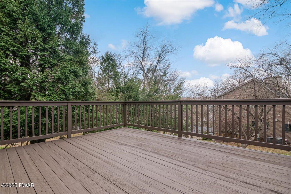 111 N Redwood Drive, Greentown, Pennsylvania image 36