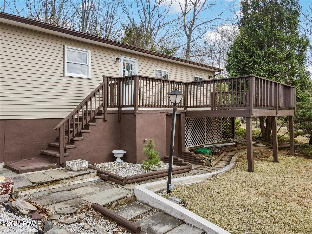 111 N Redwood Drive, Greentown, Pennsylvania image 43