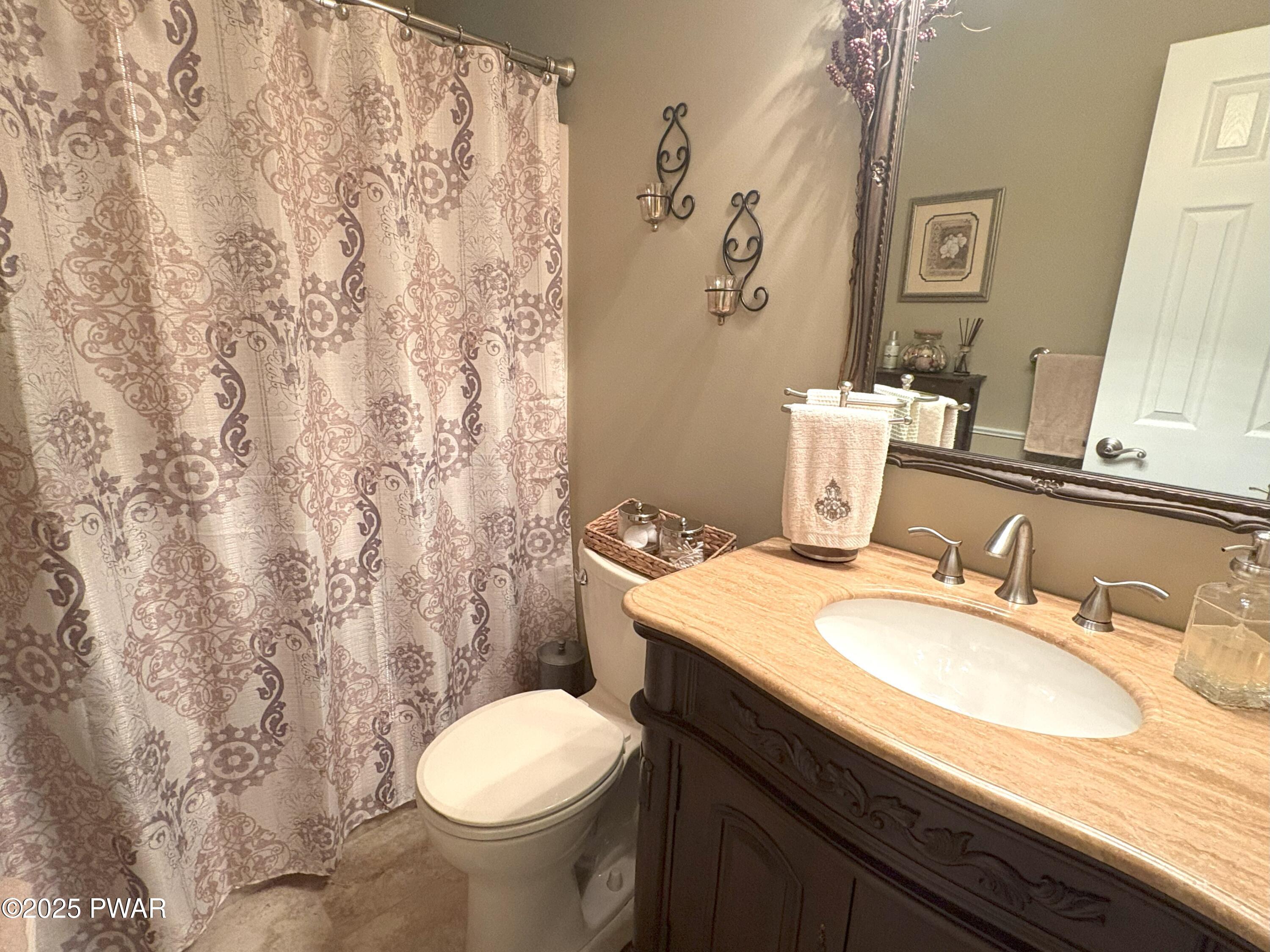 1039 Rolling Hills Drive, Lake Ariel, Pennsylvania image 32