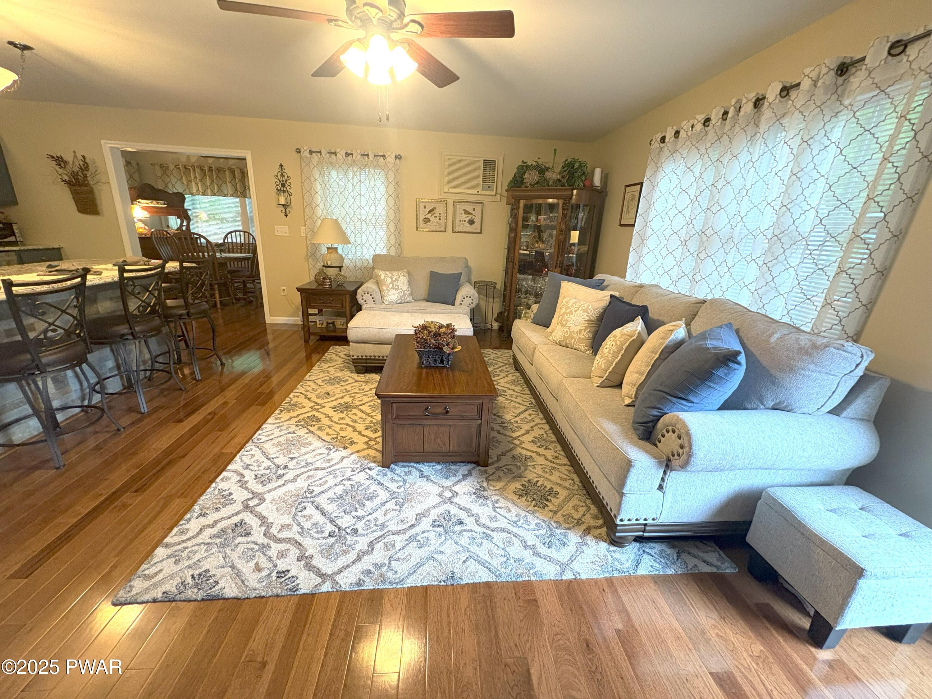 1039 Rolling Hills Drive, Lake Ariel, Pennsylvania image 12