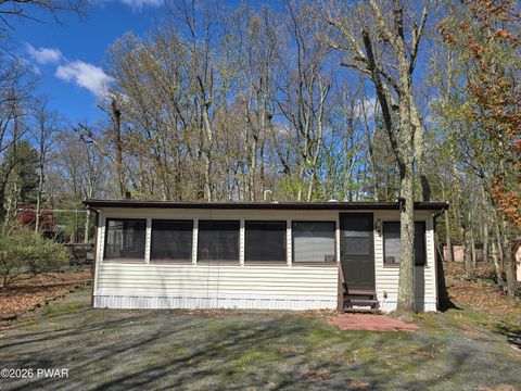 Homes For Sale - 104 Shoshone Court<br/> Pike County, Shohola, PA 18458
