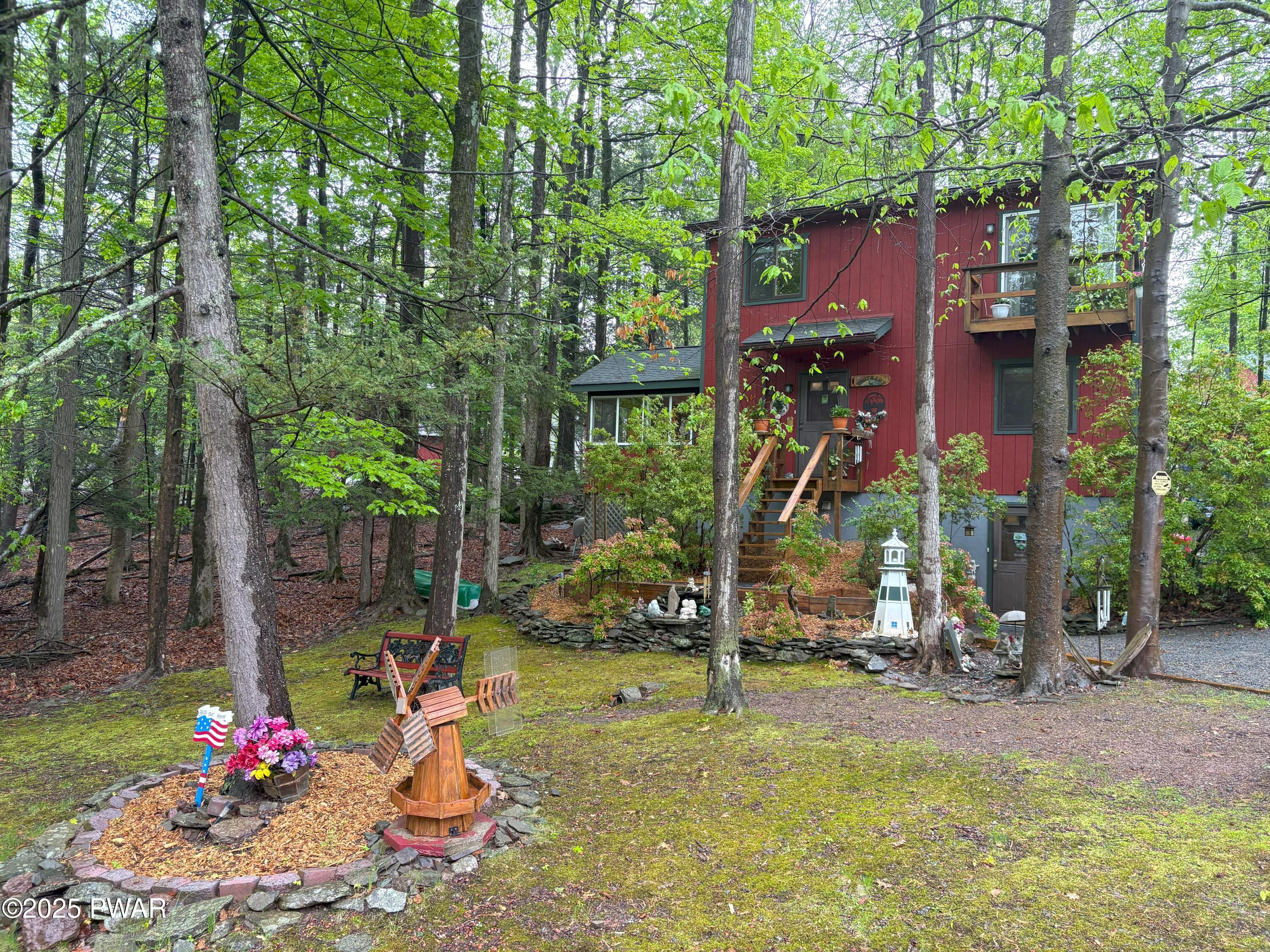 1050 Rainbow Drive, Lake Ariel, Pennsylvania image 3