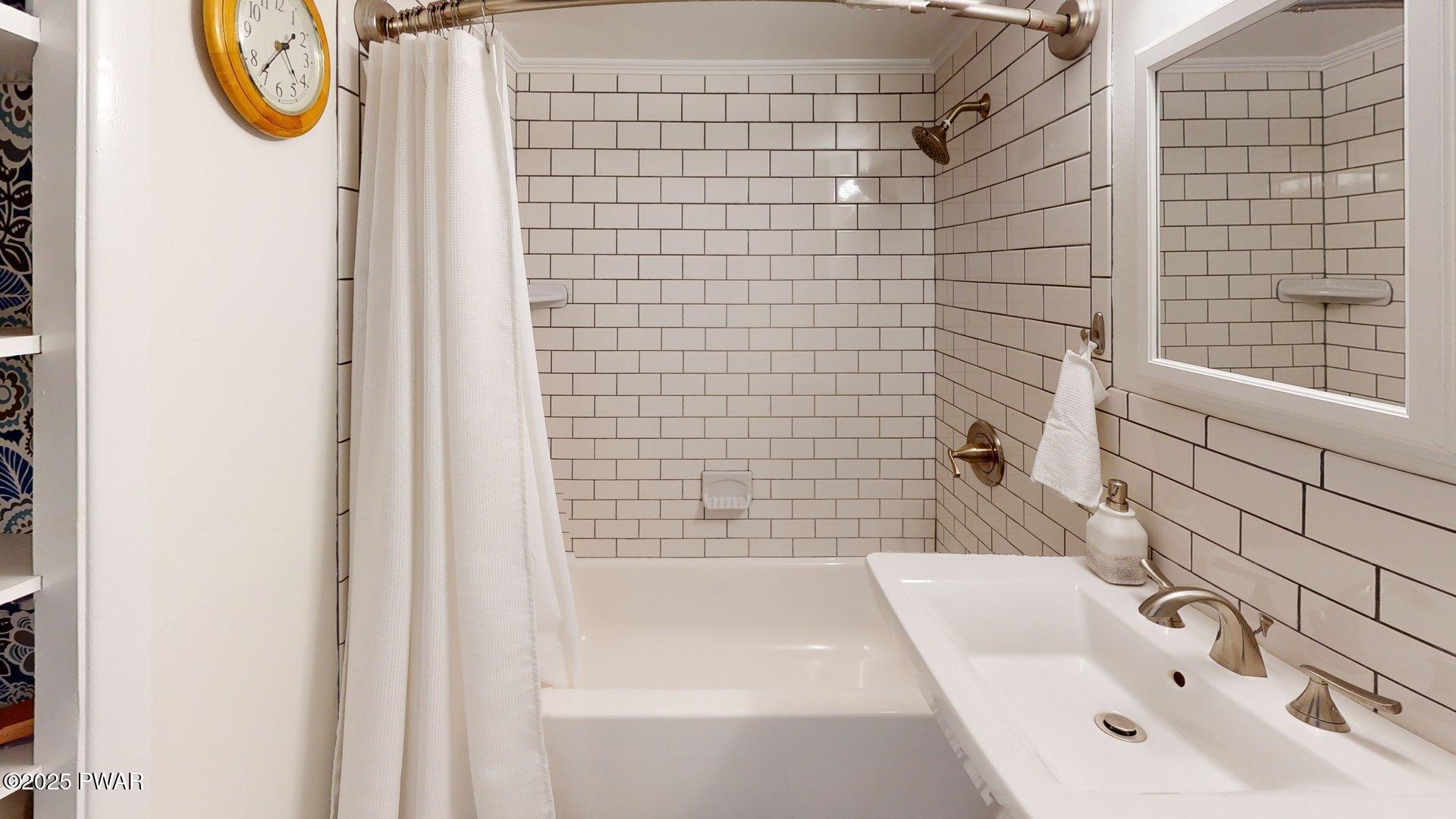 144 W Shore Drive, Milford, Pennsylvania image 29
