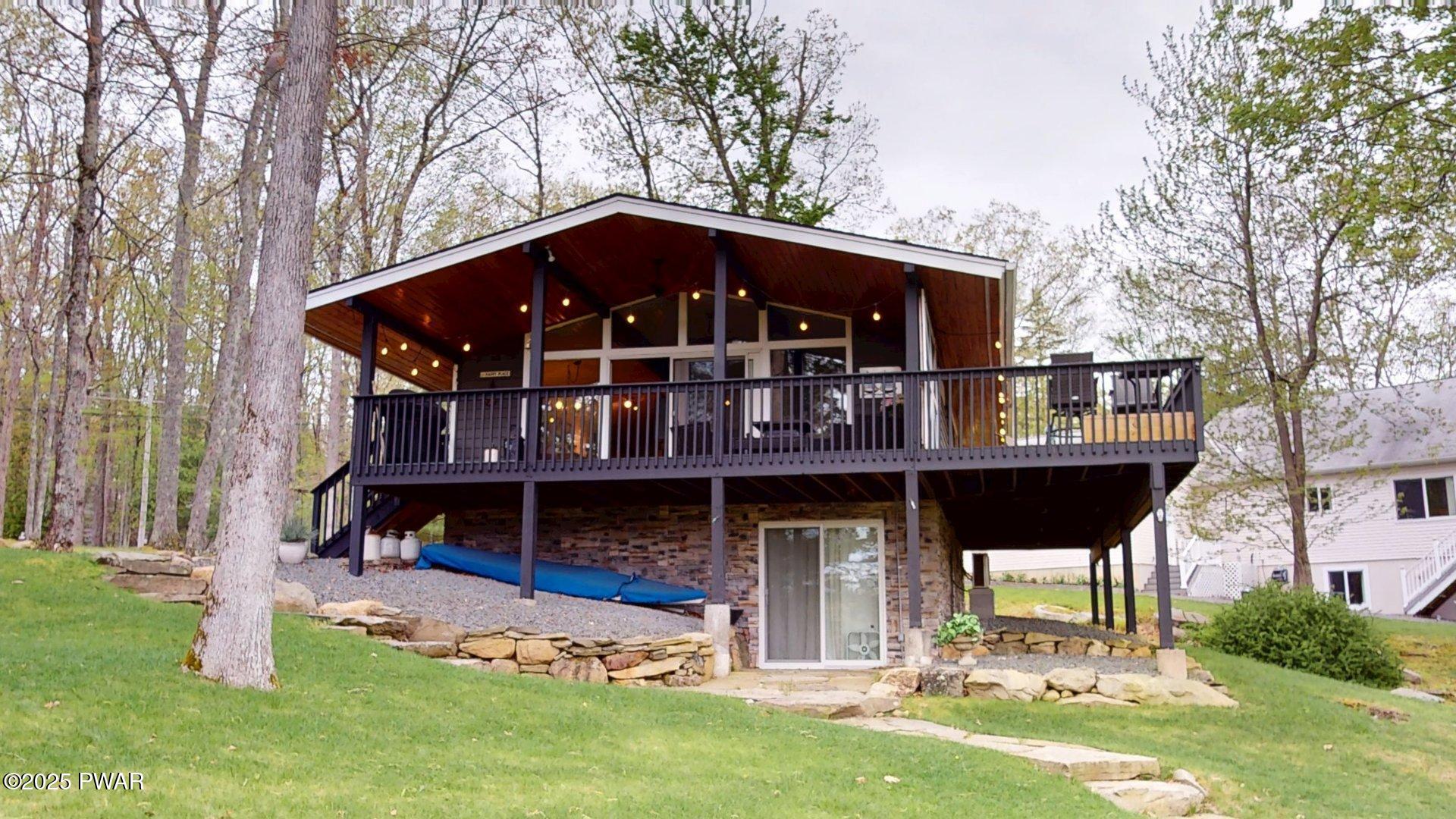 144 W Shore Drive, Milford, Pennsylvania image 1