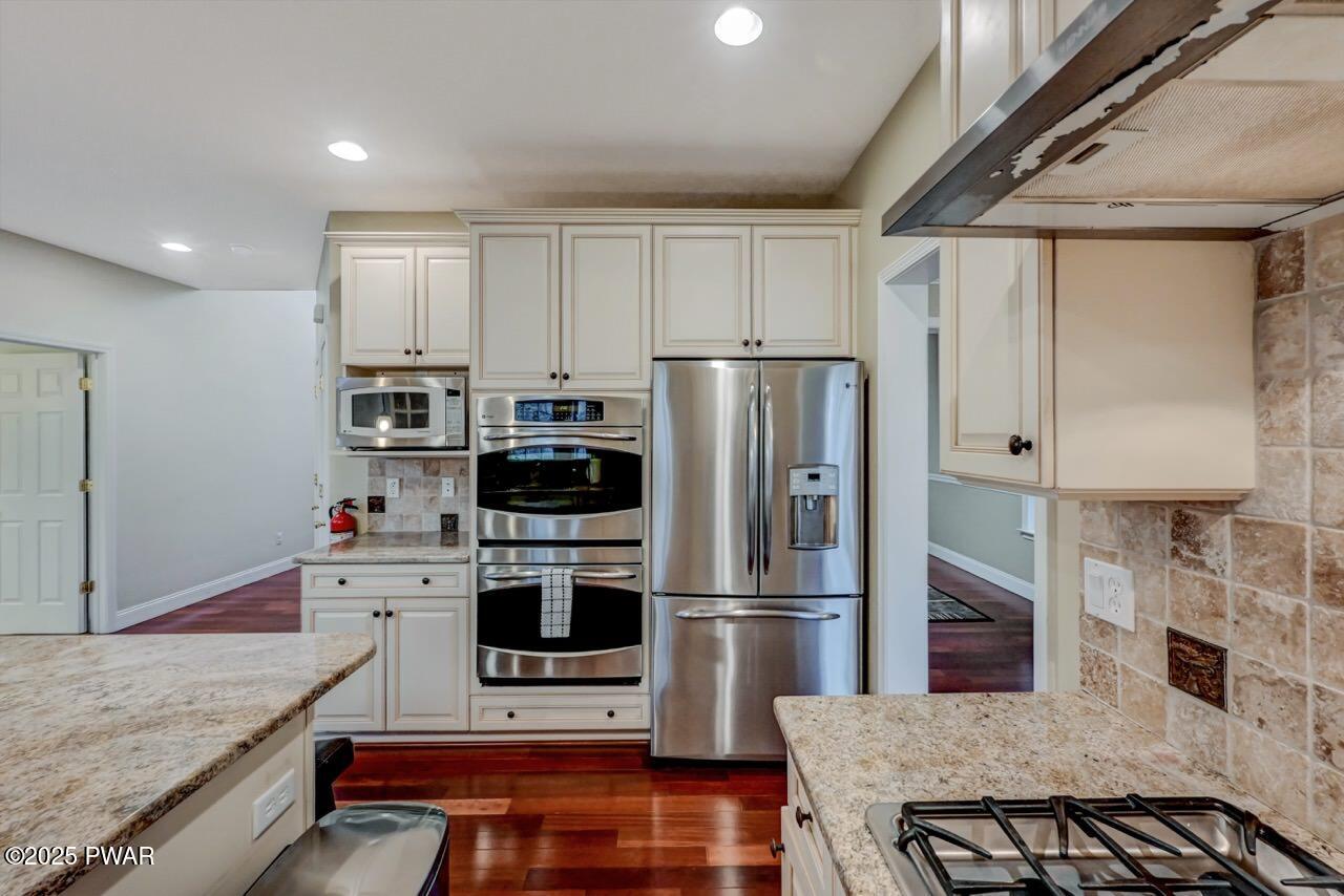 290 W Lakeview Road, Lackawaxen, Pennsylvania image 23