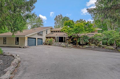 112 Tawny Fox Trl – Investment Home