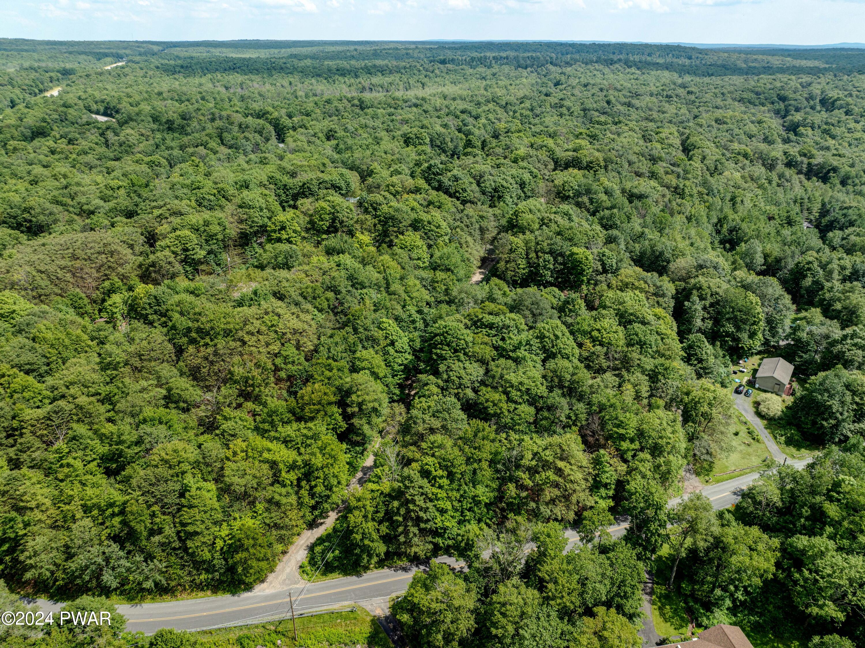 1109 Fawn Path, Gouldsboro, Pennsylvania image 4