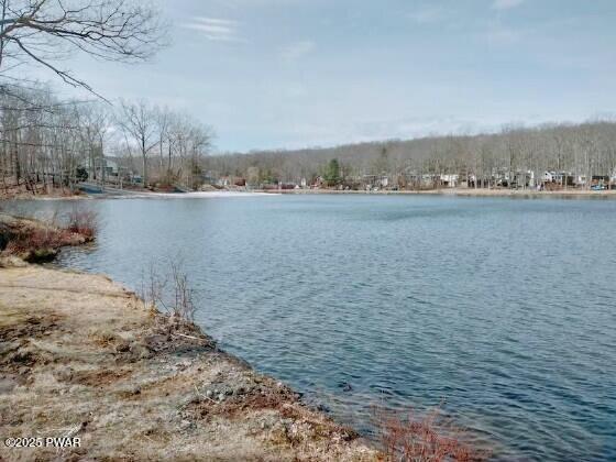 116 Lake Drive, Milford, Pennsylvania image 4