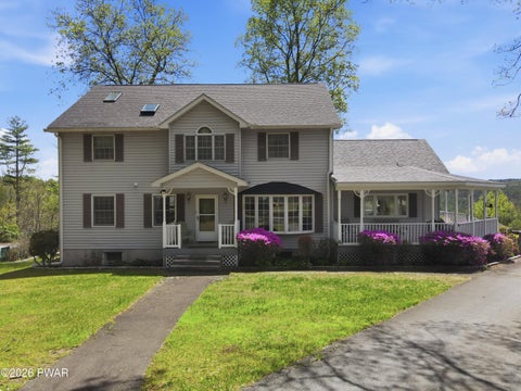 Homes For Sale - 120 Milford Hill Lane<br/> Milford, PA 18337
