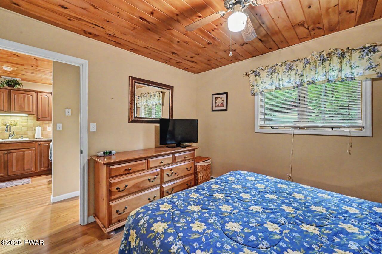 218 Lakeview Dr, Lake Ariel, PA, 18436, USA, 4 Bedrooms Bedrooms, ,3 BathroomsBathrooms,Residential,Active,218 Lakeview Dr,PW261851