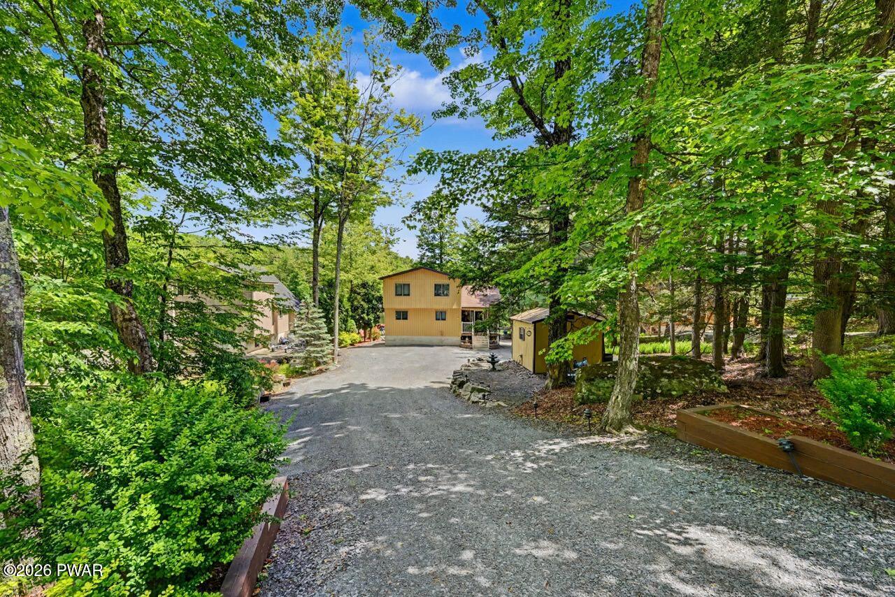 218 Lakeview Dr, Lake Ariel, PA, 18436, USA, 4 Bedrooms Bedrooms, ,3 BathroomsBathrooms,Residential,Active,218 Lakeview Dr,PW261851