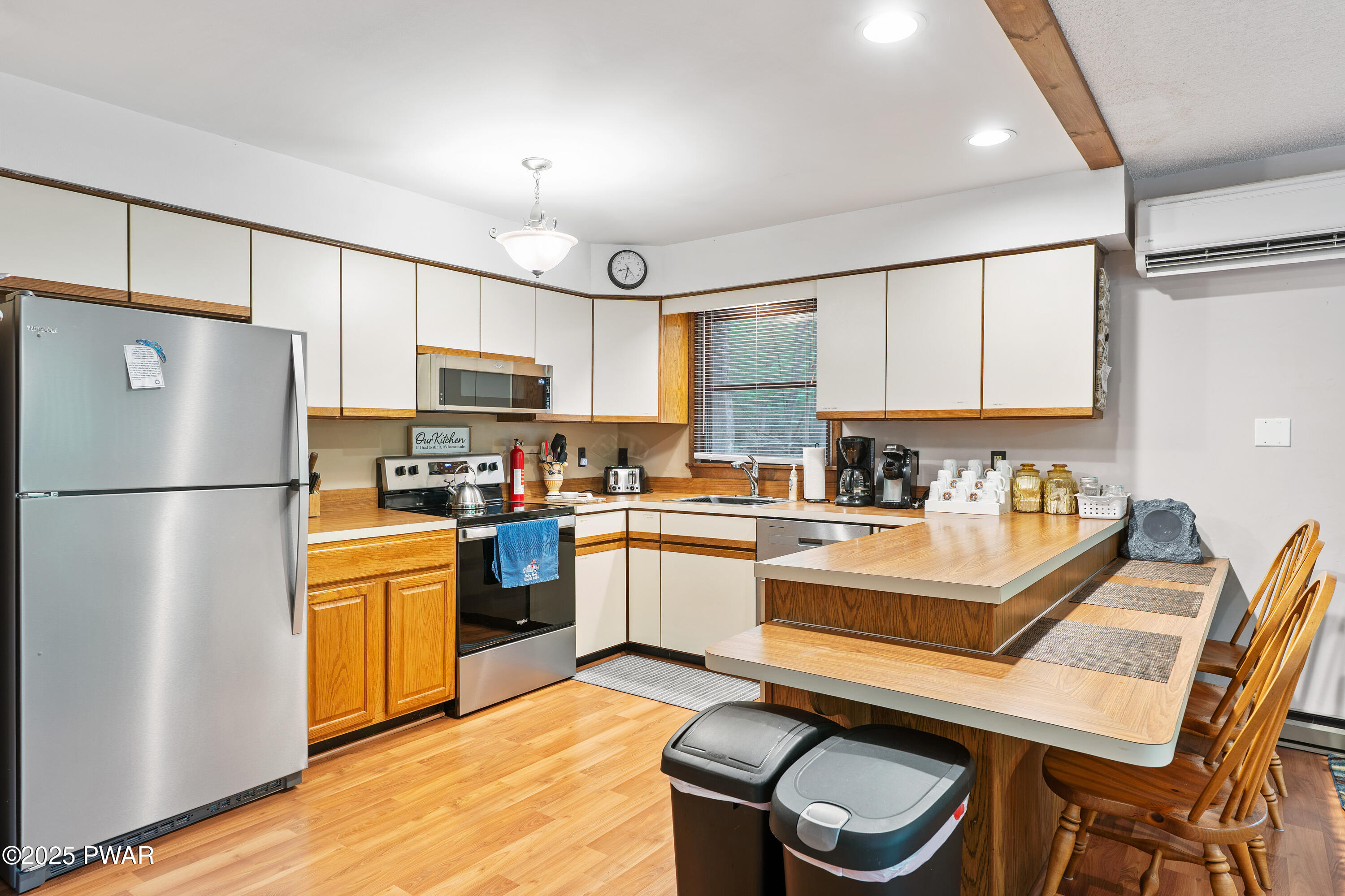177 Candlewick Way, Lackawaxen, Pennsylvania image 2