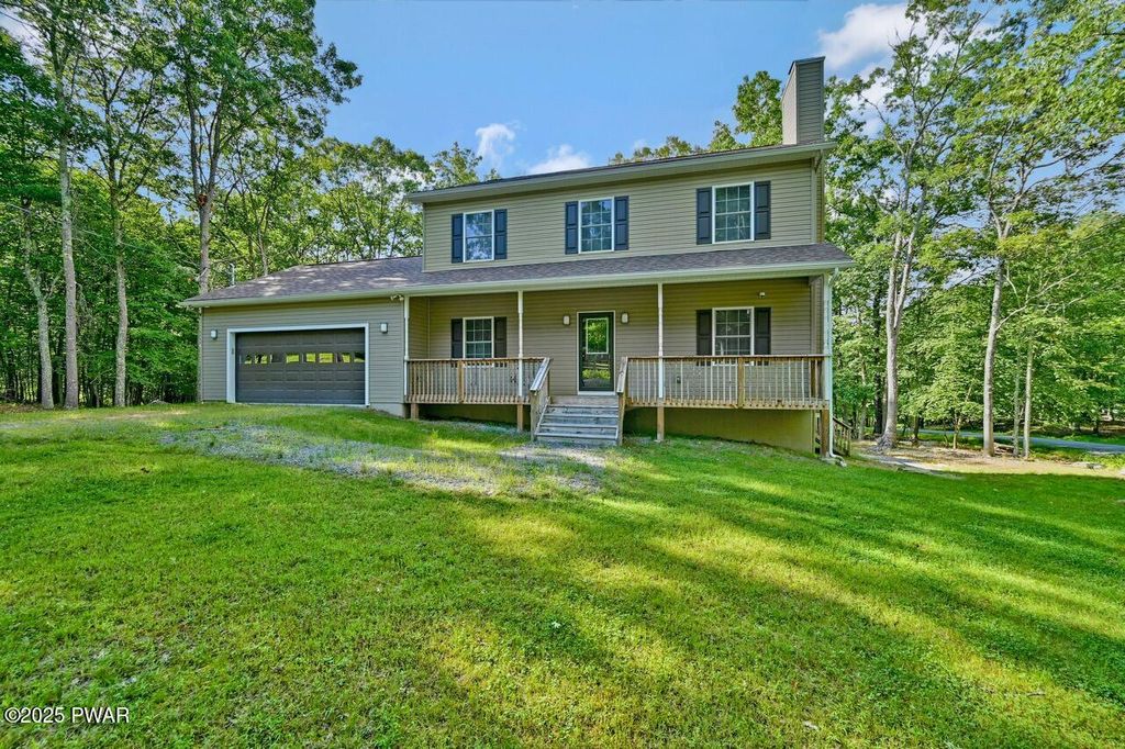 Photo of 128 Robin Way, Lackawaxen, PA 18435 (MLS # PW252783)