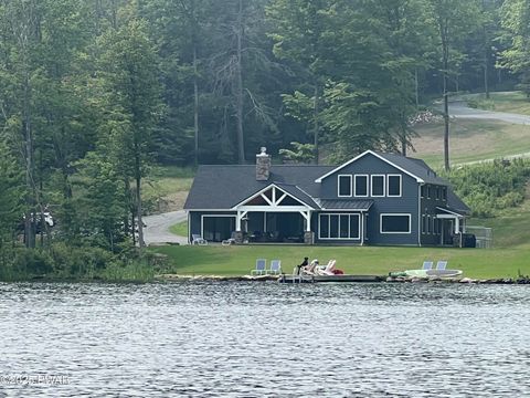 Homes For Sale - 28 Old Woods Rd Road<br/> Equinunk, PA 18417