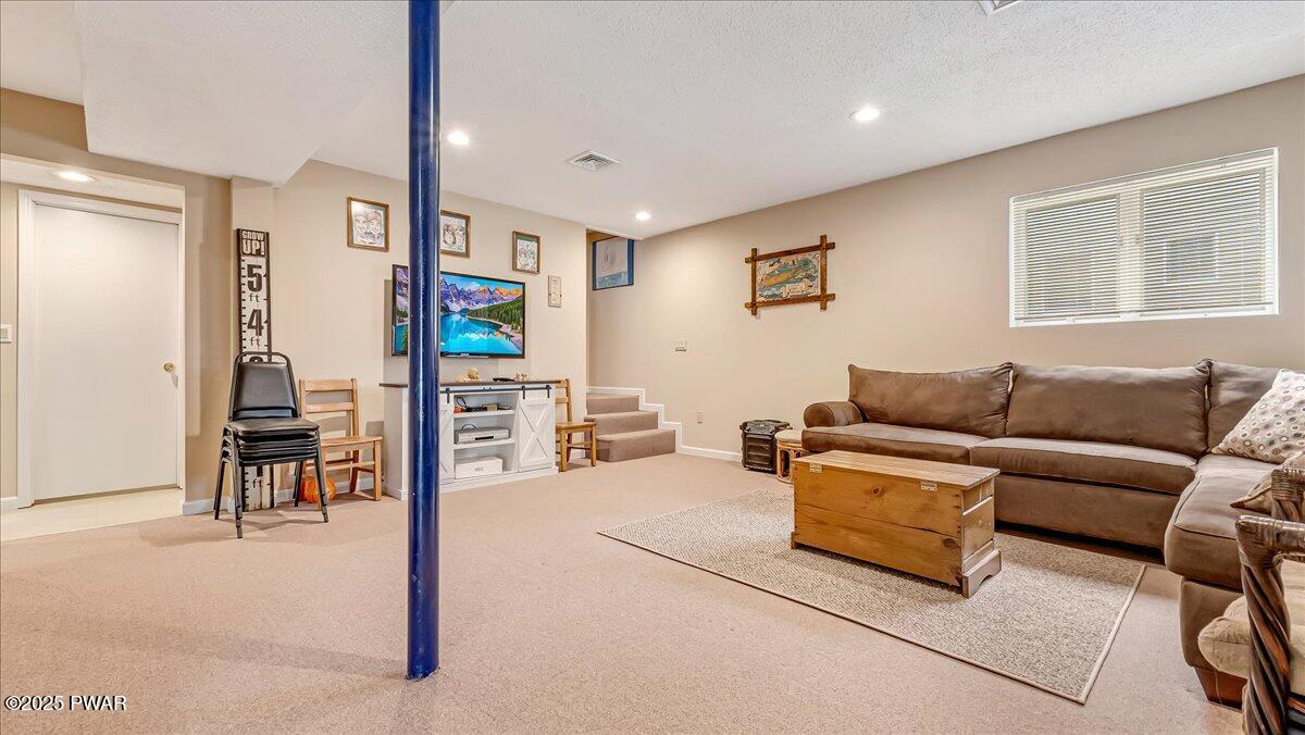 155 S Fairway Drive, Lake Ariel, Pennsylvania image 49