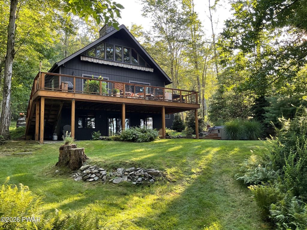 Photo of 110 Timber Ridge Drive, Newfoundland, PA 18445 (MLS # PW260795)