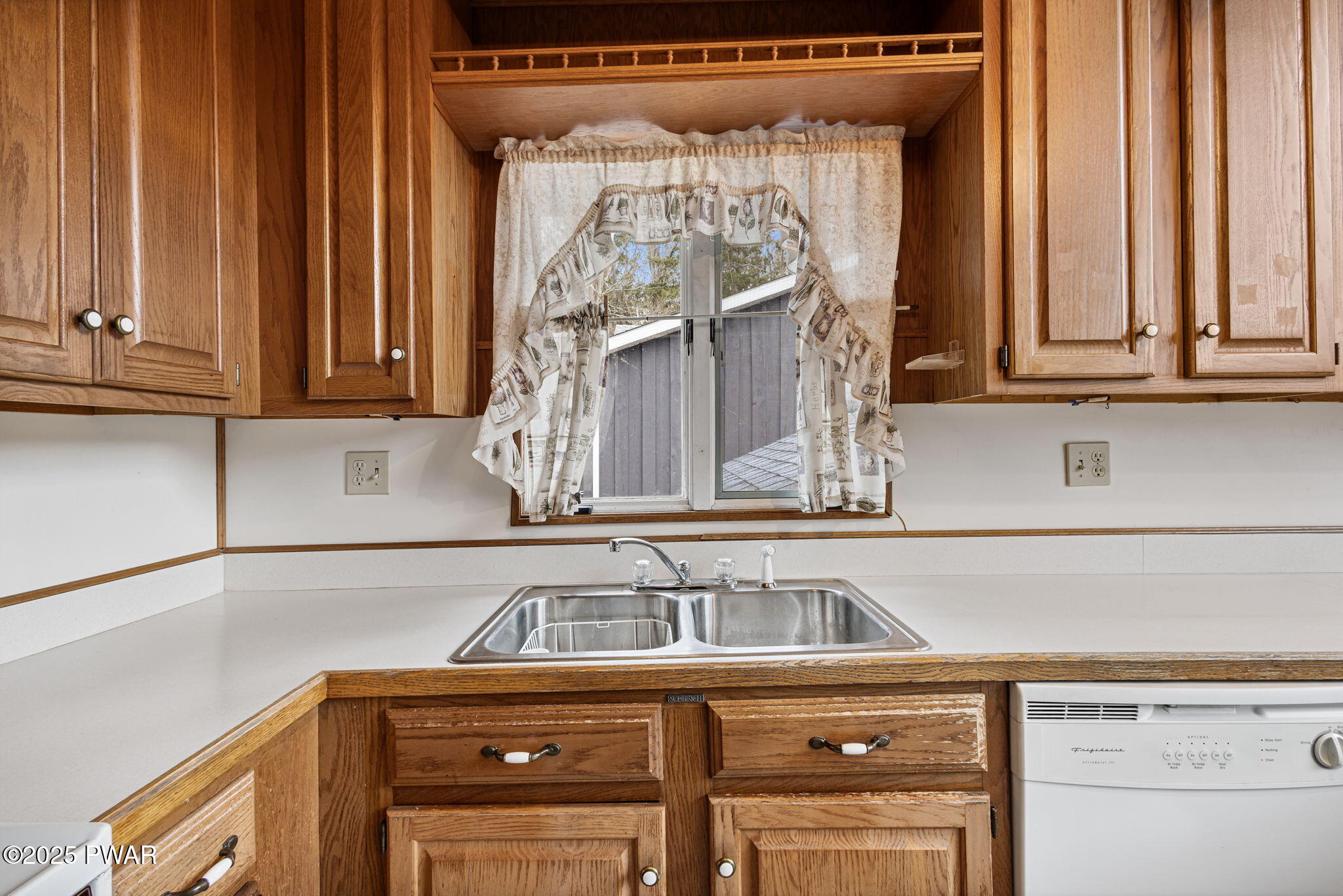 33 Wanoka Lane, Honesdale, Pennsylvania image 16