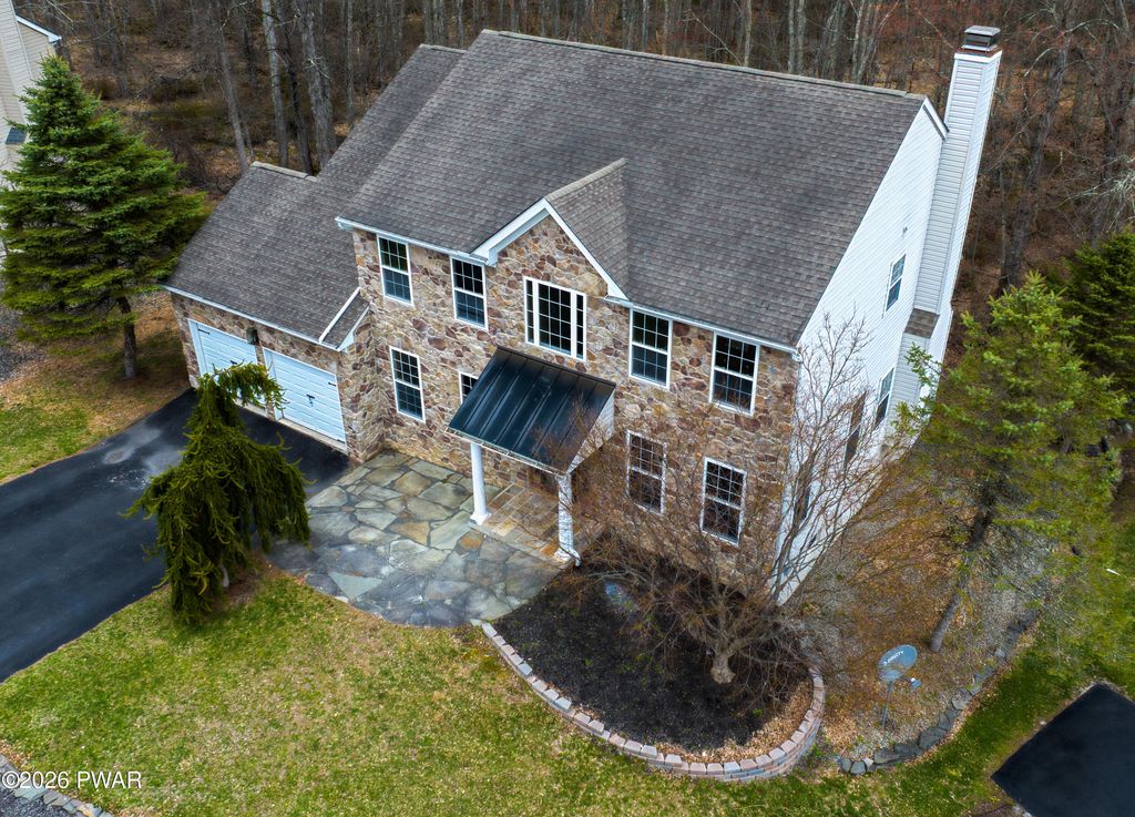 Photo of 549 Marco Way, East Stroudsburg, PA 18302 (MLS # PW260786)