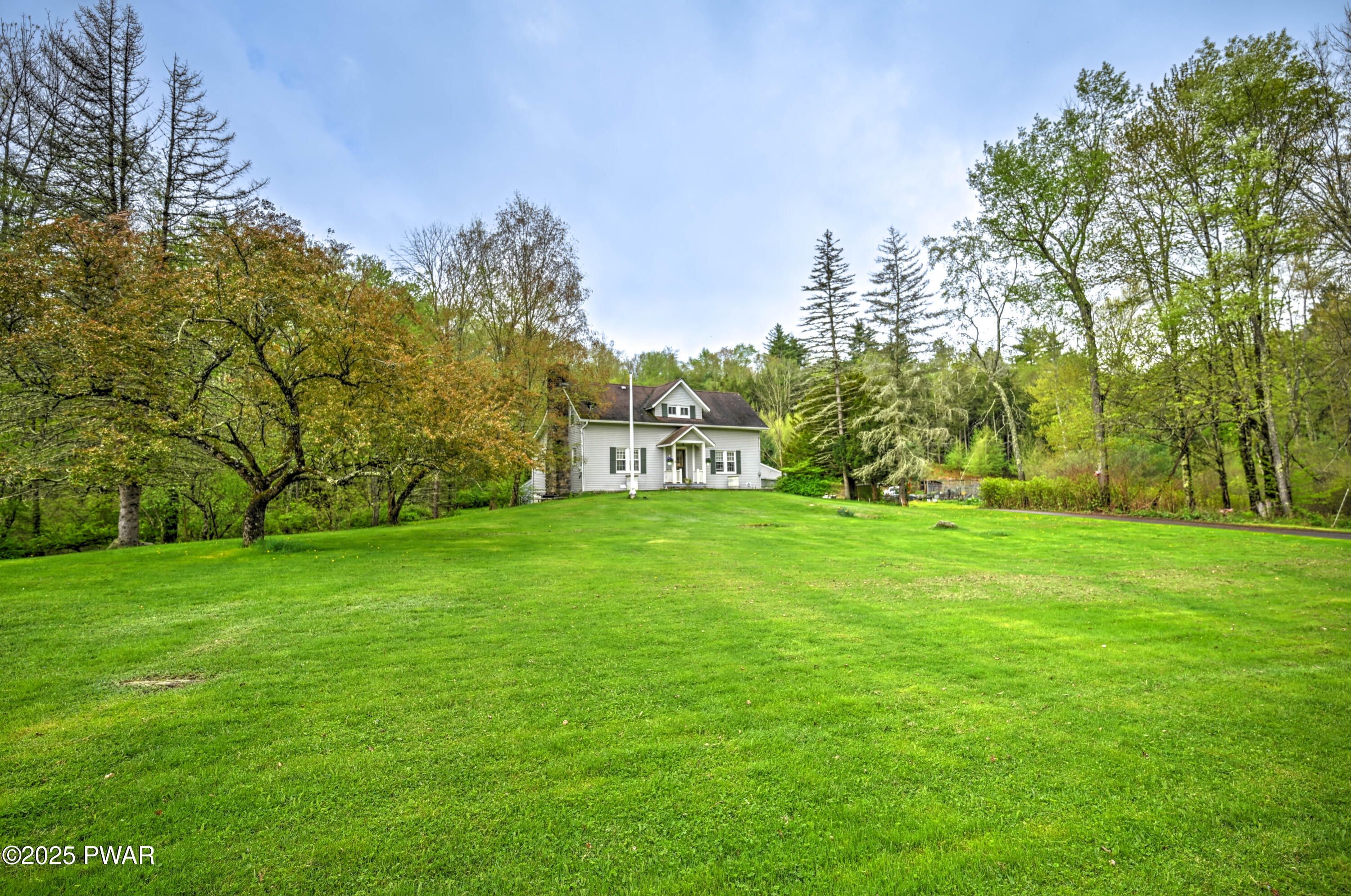 162 Plank Road, Beach Lake, Pennsylvania image 2