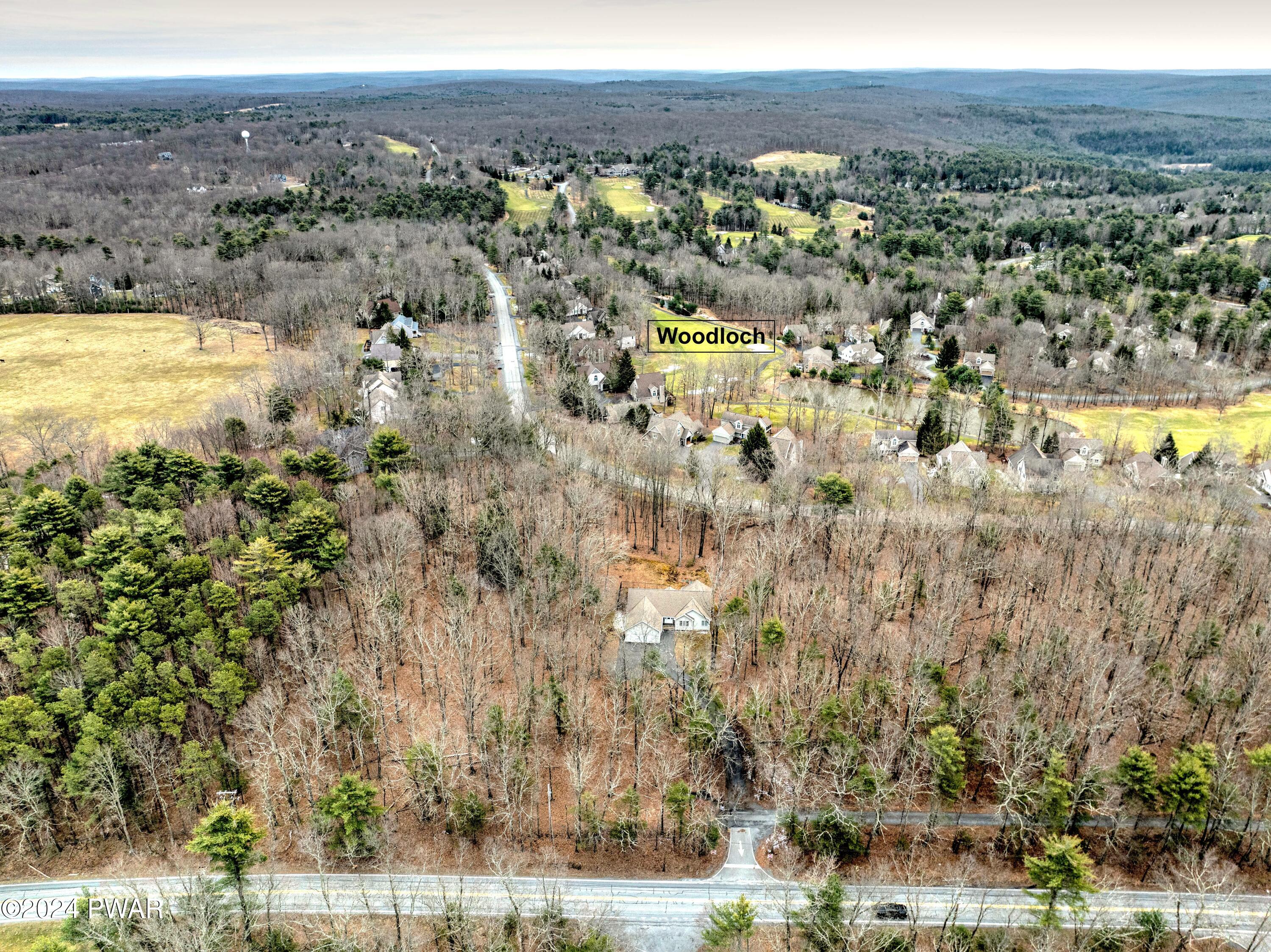 Hawley, Pennsylvania 18428, United States, 3 Bedrooms Bedrooms, ,2 BathroomsBathrooms,Residential,Pending,61617