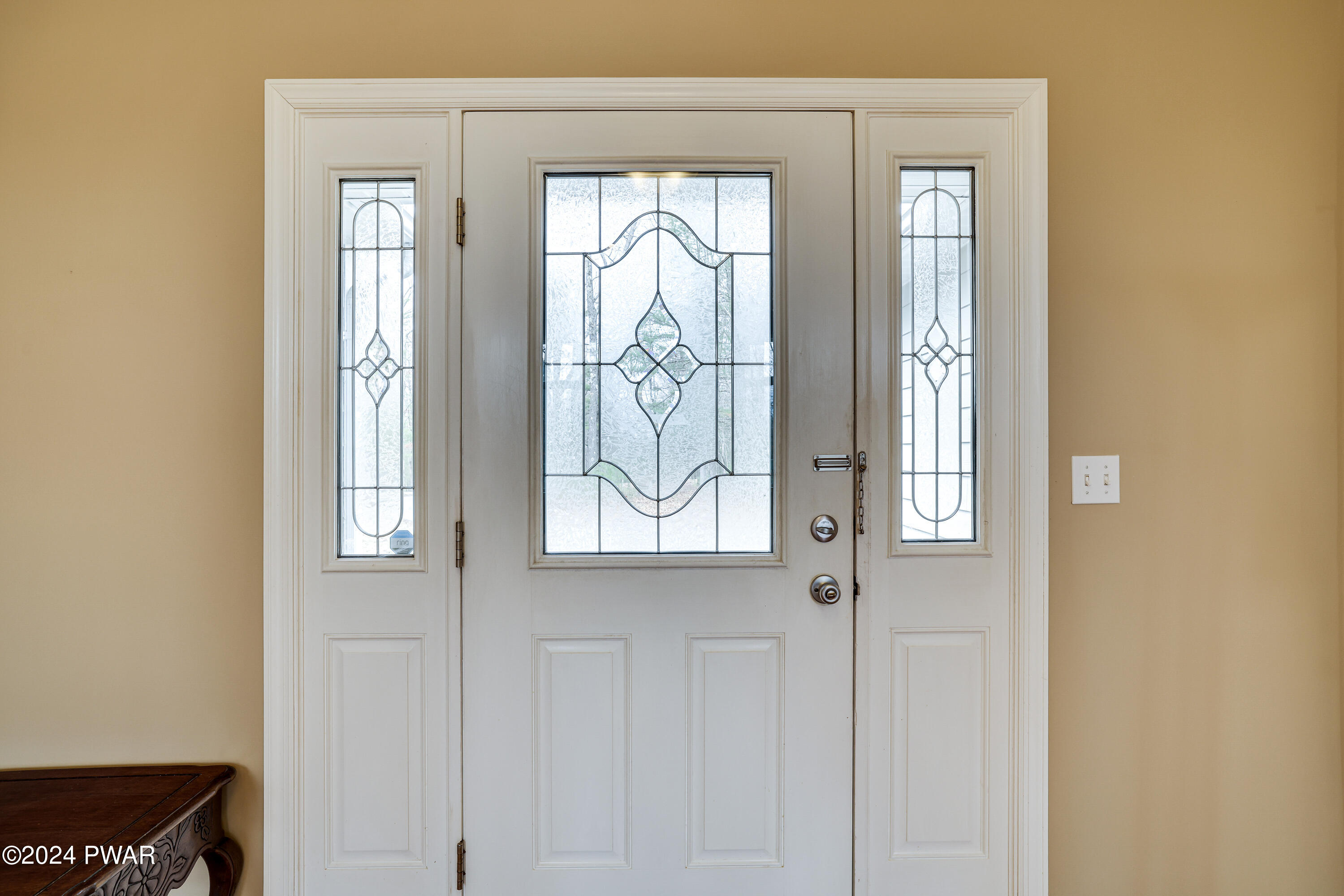 Hawley, Pennsylvania 18428, United States, 3 Bedrooms Bedrooms, ,2 BathroomsBathrooms,Residential,Pending,61617