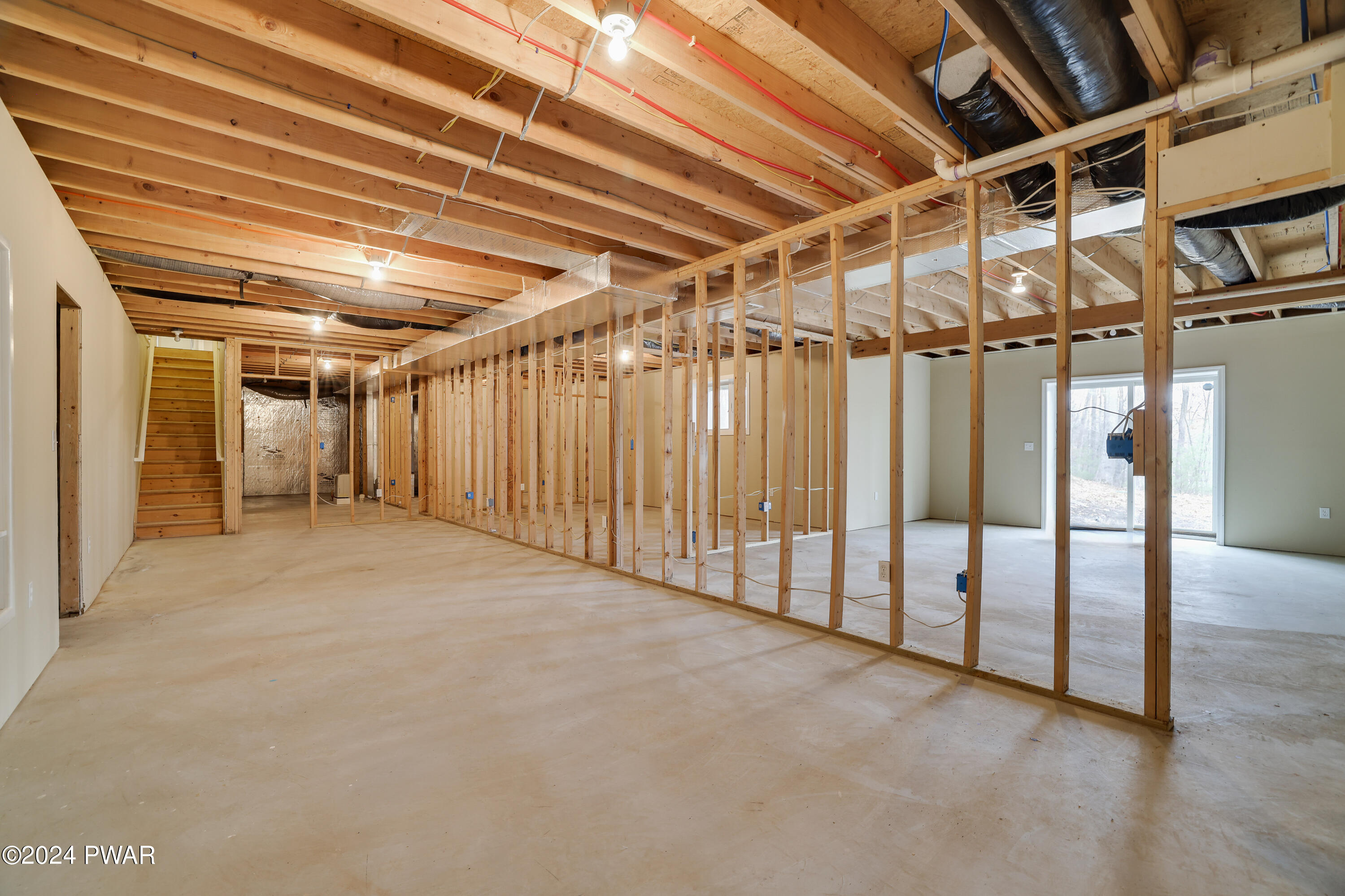 Hawley, Pennsylvania 18428, United States, 3 Bedrooms Bedrooms, ,2 BathroomsBathrooms,Residential,Pending,61617