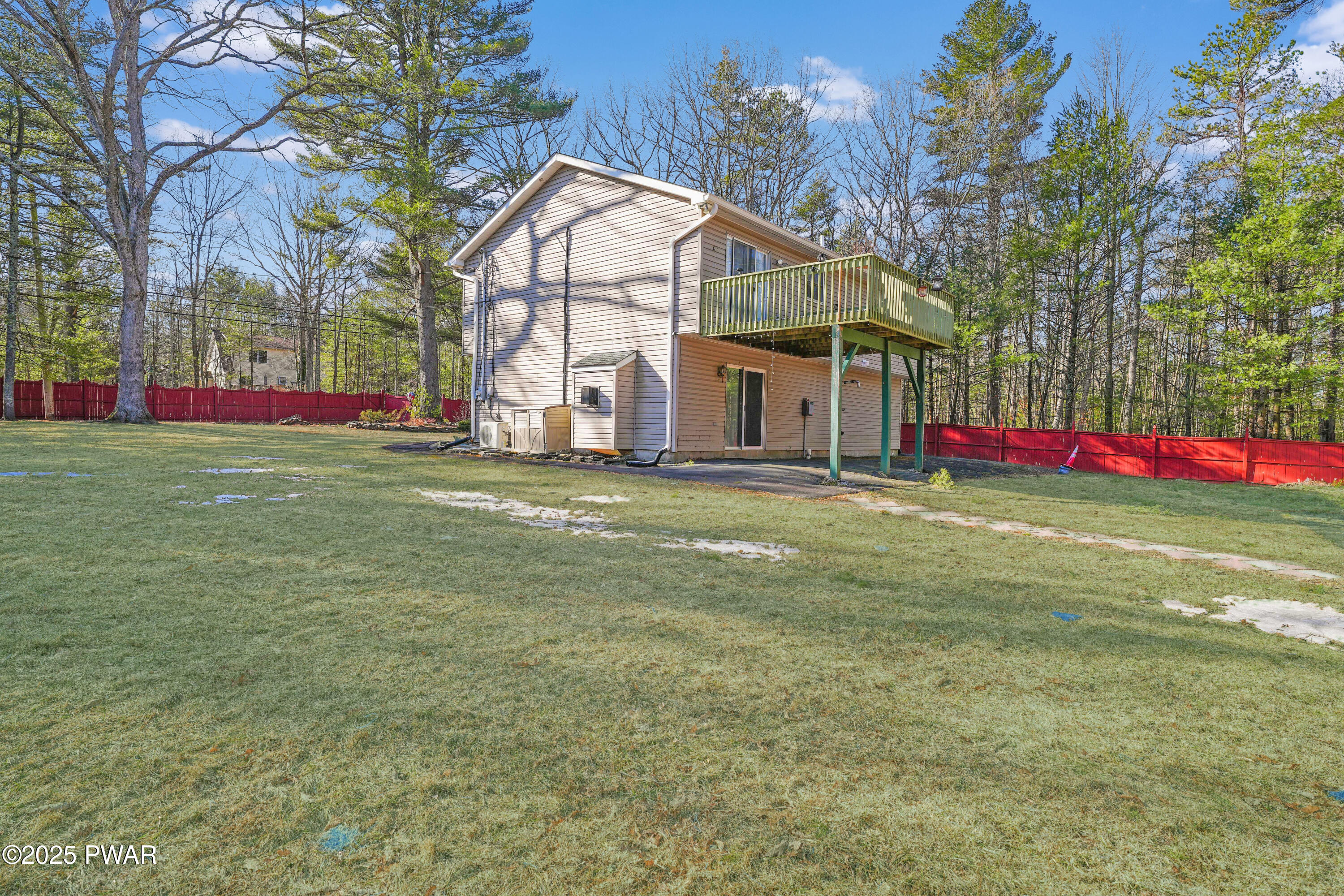 631 Silver Lake Road, Dingmans Ferry, Pennsylvania image 4