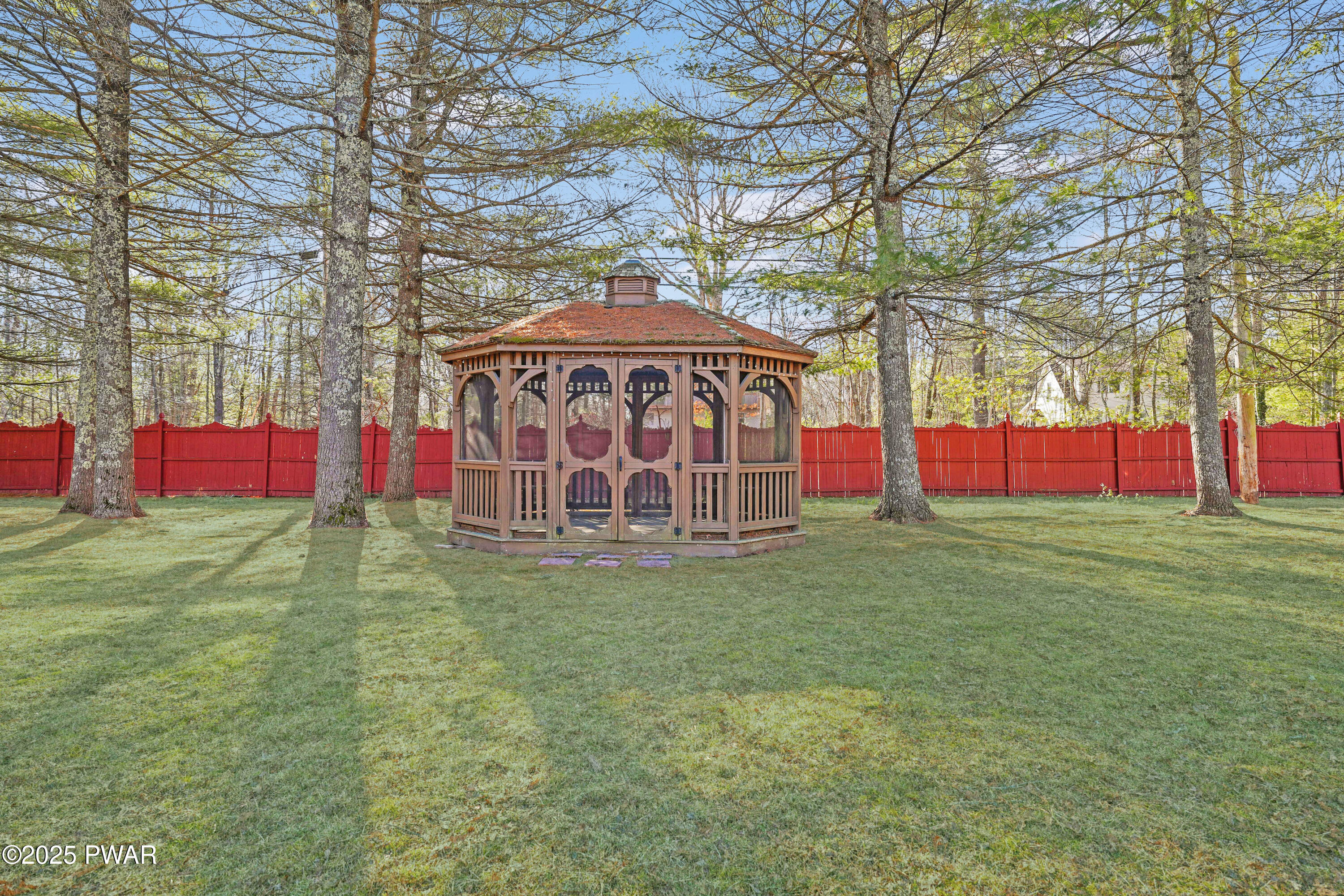 631 Silver Lake Road, Dingmans Ferry, Pennsylvania image 8