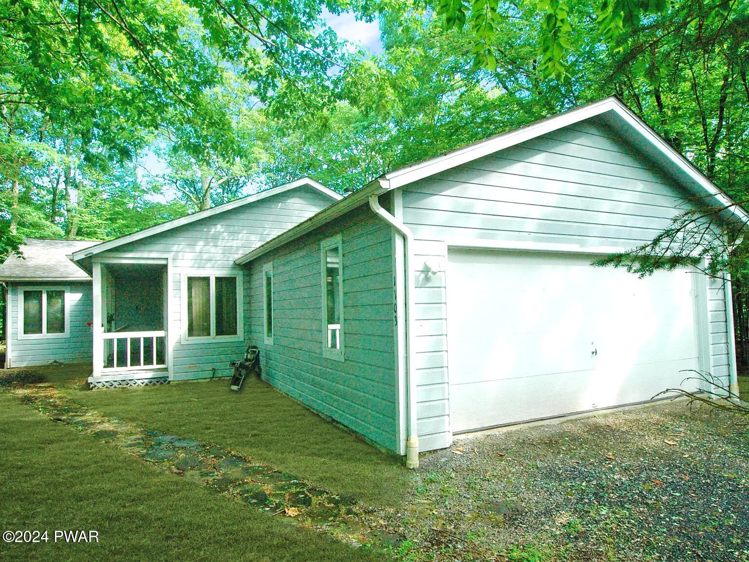 1103 Underhill Court, Tamiment, Pennsylvania image 3