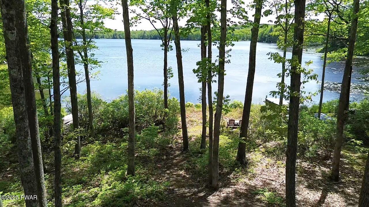 Hawley, Pennsylvania 18428, United States, 4 Bedrooms Bedrooms, ,2 BathroomsBathrooms,Residential,Active,122972