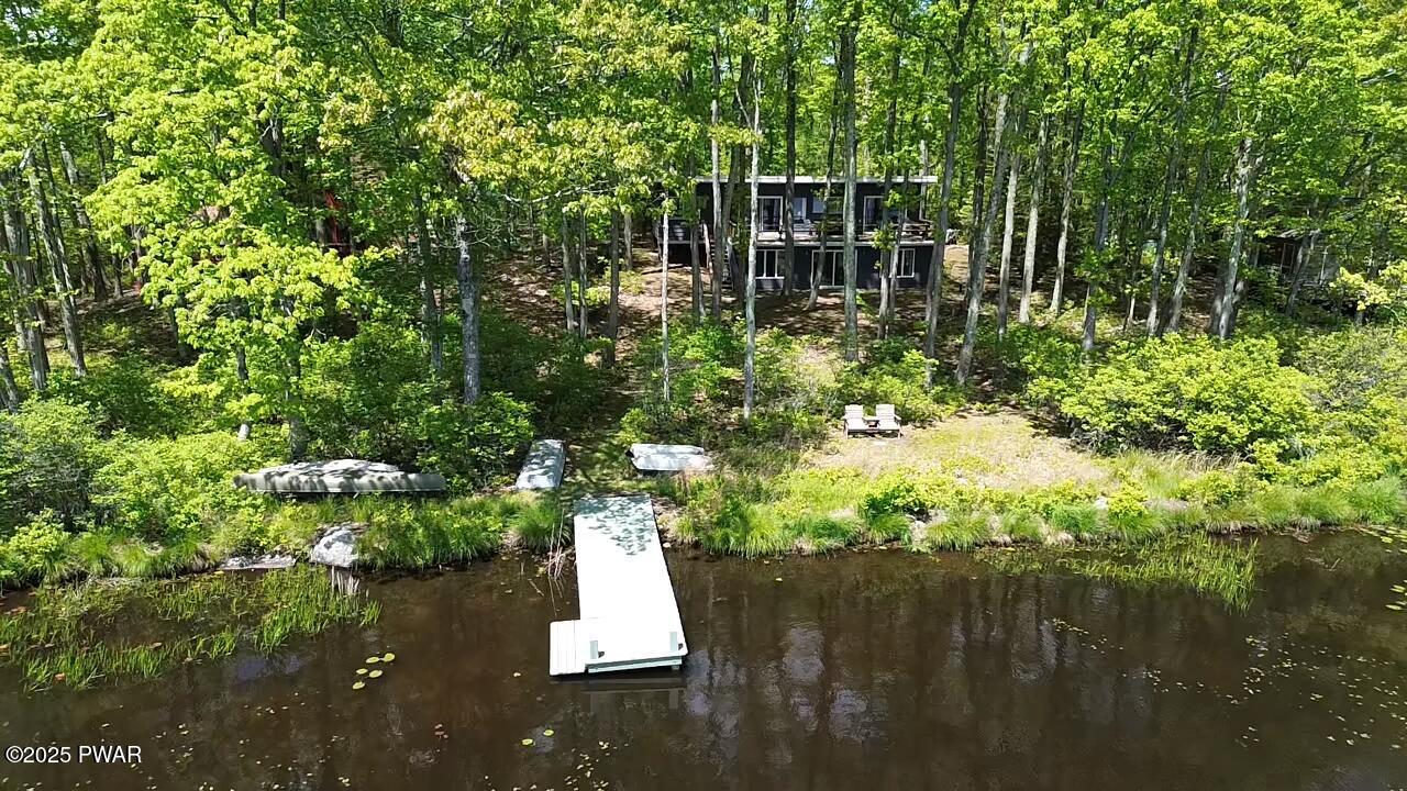 Hawley, Pennsylvania 18428, United States, 4 Bedrooms Bedrooms, ,2 BathroomsBathrooms,Residential,Active,122972