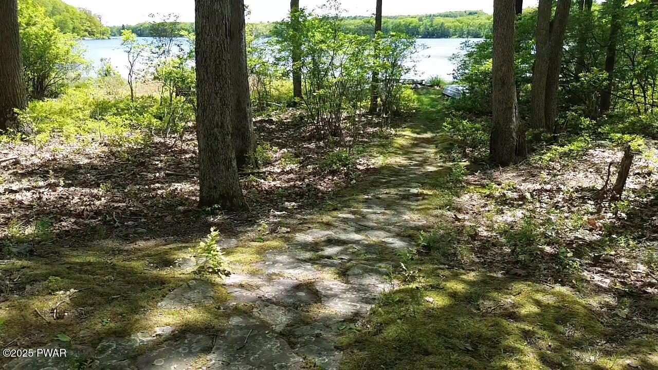 Hawley, Pennsylvania 18428, United States, 4 Bedrooms Bedrooms, ,2 BathroomsBathrooms,Residential,Active,122972