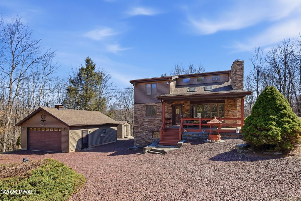 Photo of 16 Squirrel Mew, Lake Ariel, PA 18436 (MLS # PW260726)