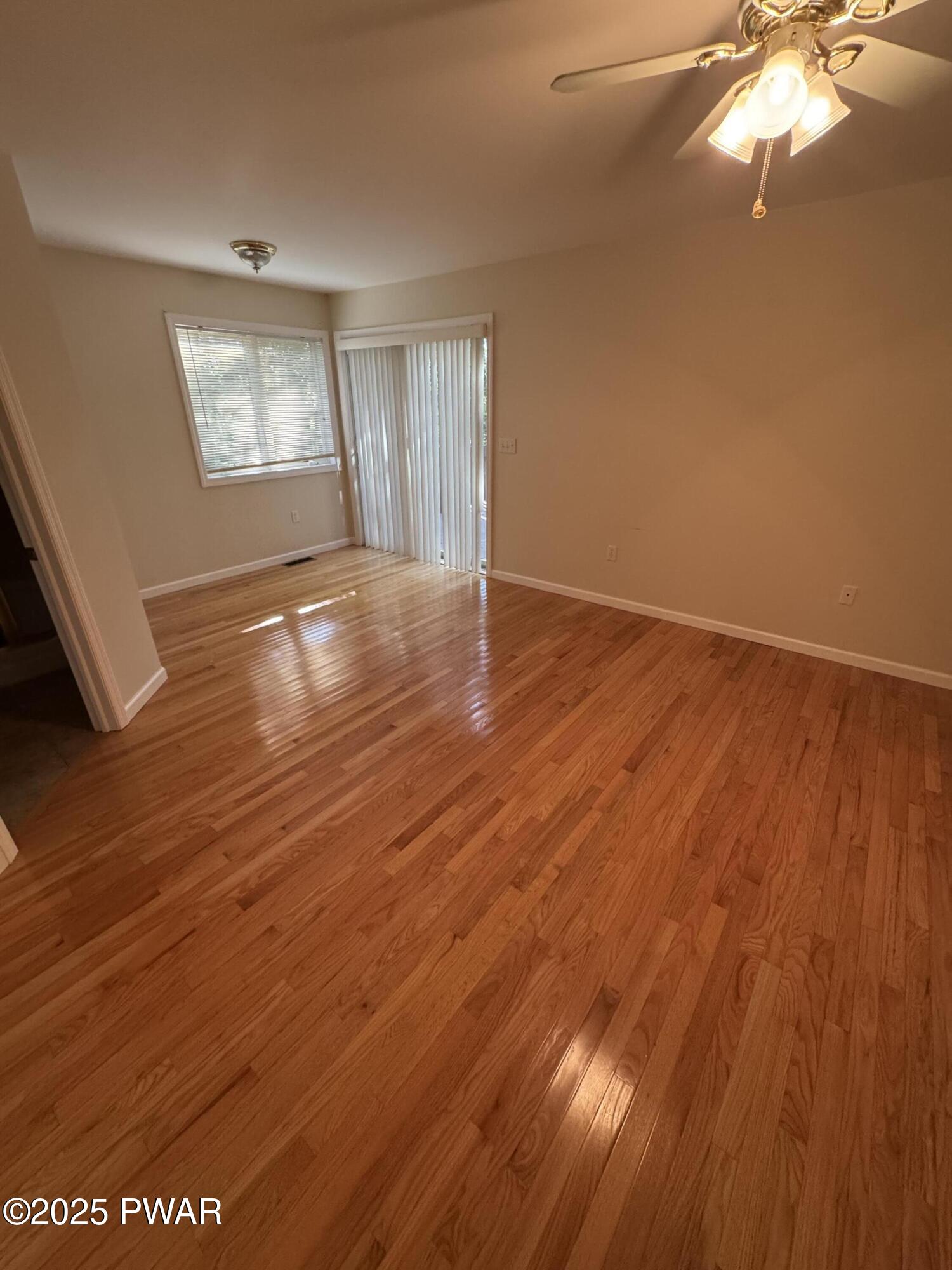 Lords Valley, Pennsylvania 18428, United States, 3 Bedrooms Bedrooms, ,2 BathroomsBathrooms,Residential,Active,164461