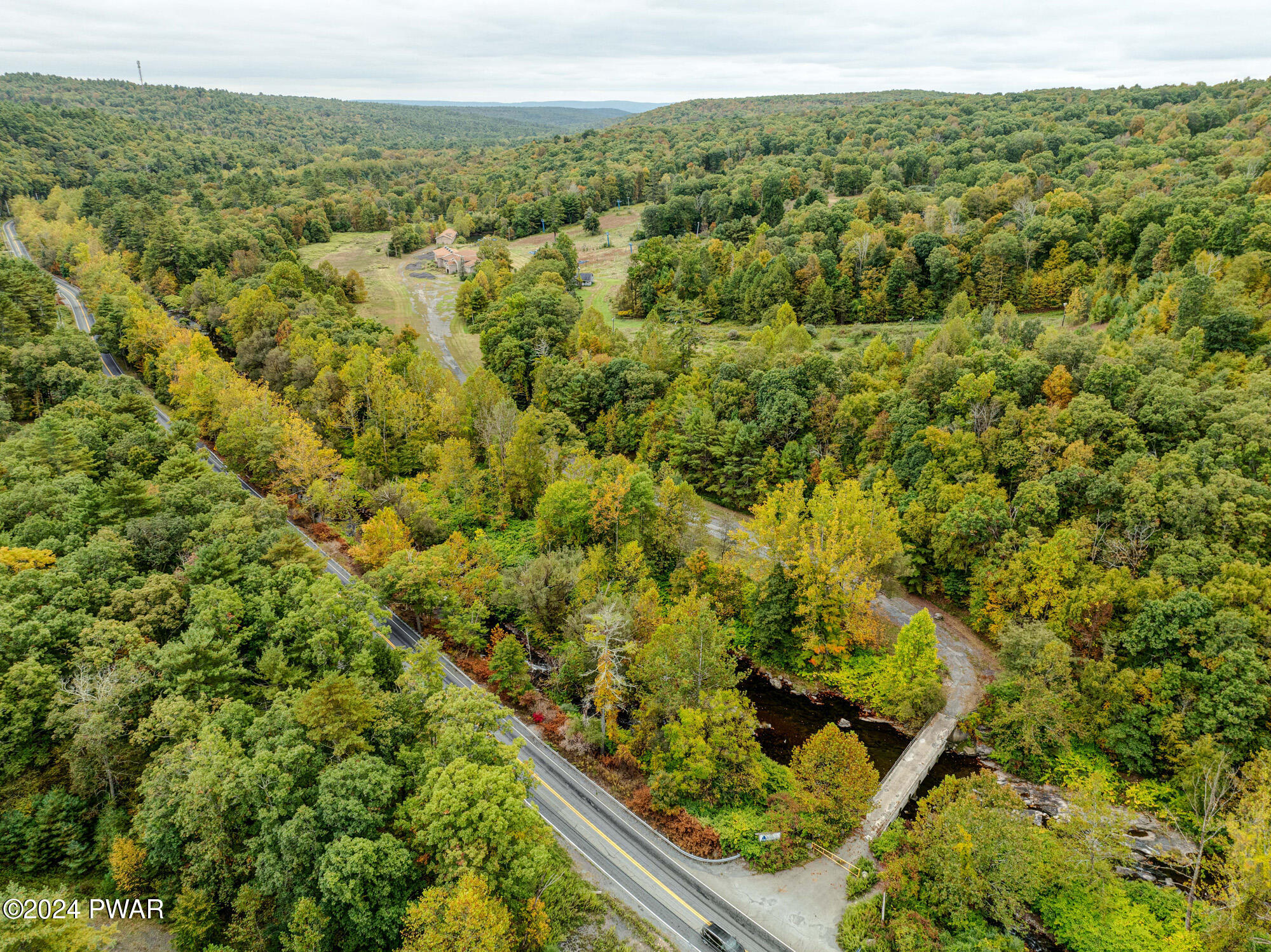 505 Timber Hill Road, Henryville, Pennsylvania image 4