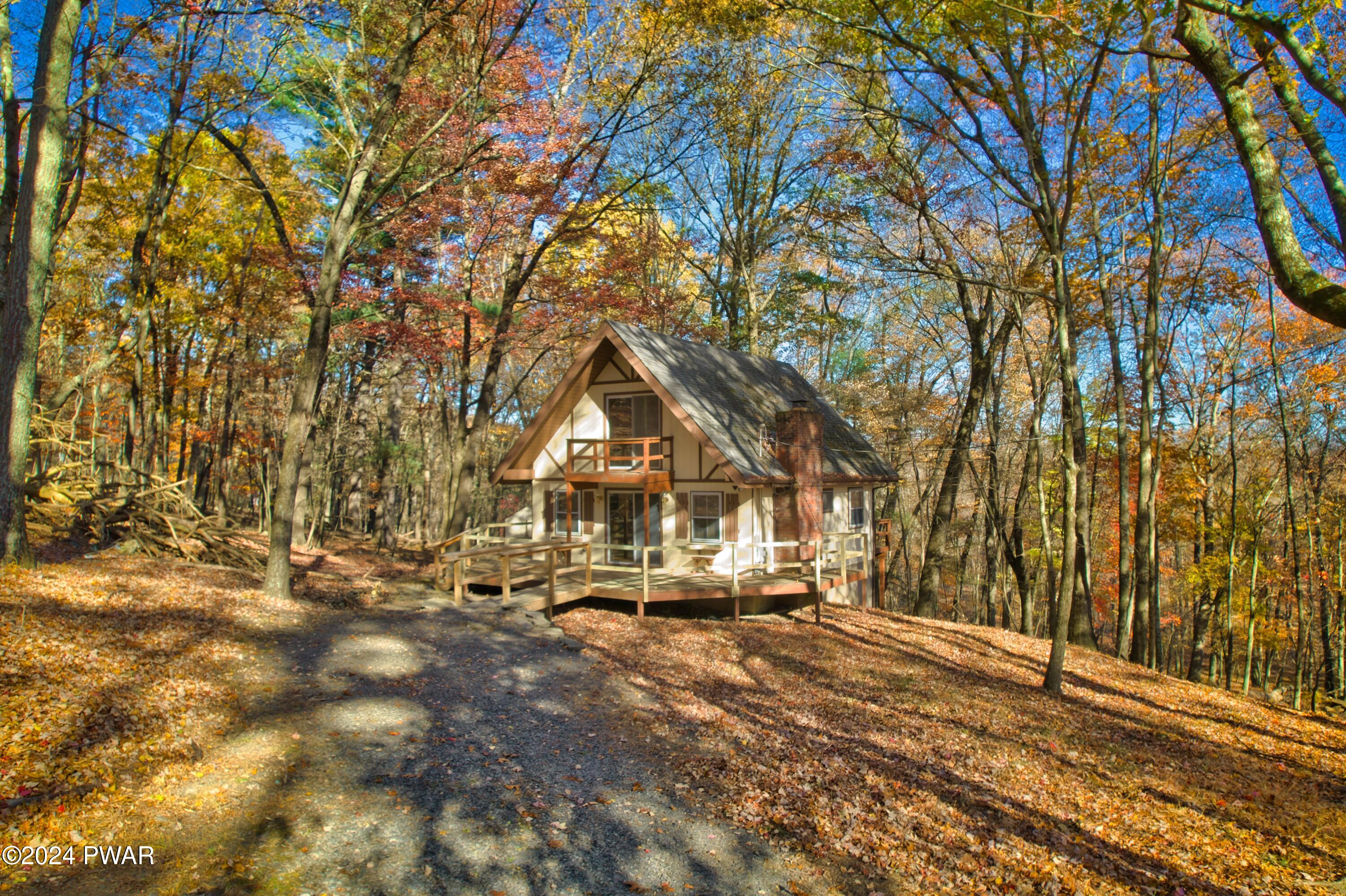 117 Swallow Circle, Bushkill, Pennsylvania image 3