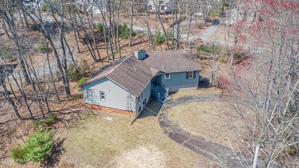 Photo of 1093 Lancaster Drive, Bushkill, PA 18324 (MLS # PW261001)