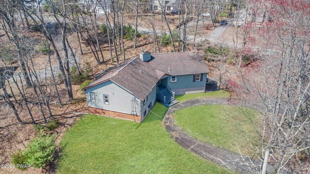 Photo of 1093 Lancaster Drive, Bushkill, PA 18324 (MLS # PW261001)
