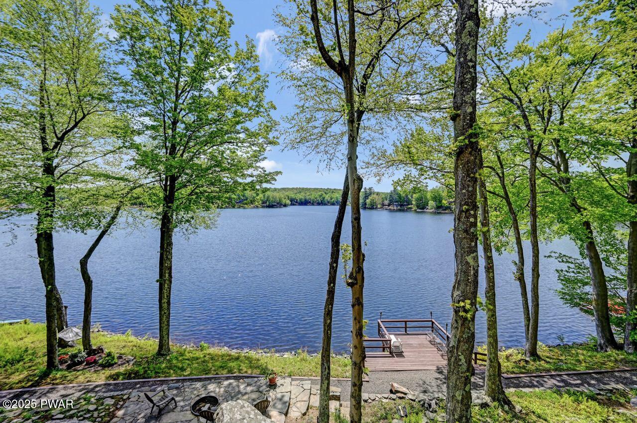 33 Rockpoint Court, Lake Ariel, Pennsylvania image 2