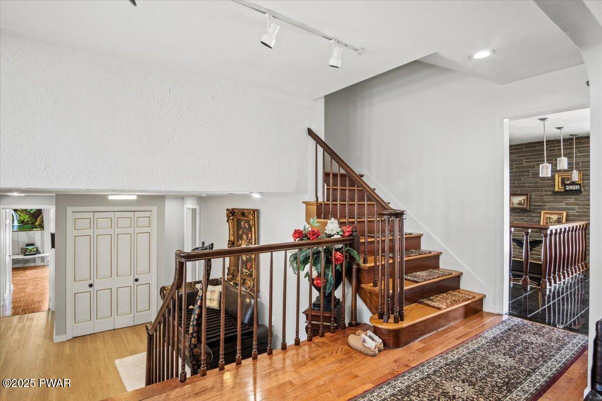 387 South Street, Waymart, Pennsylvania image 14