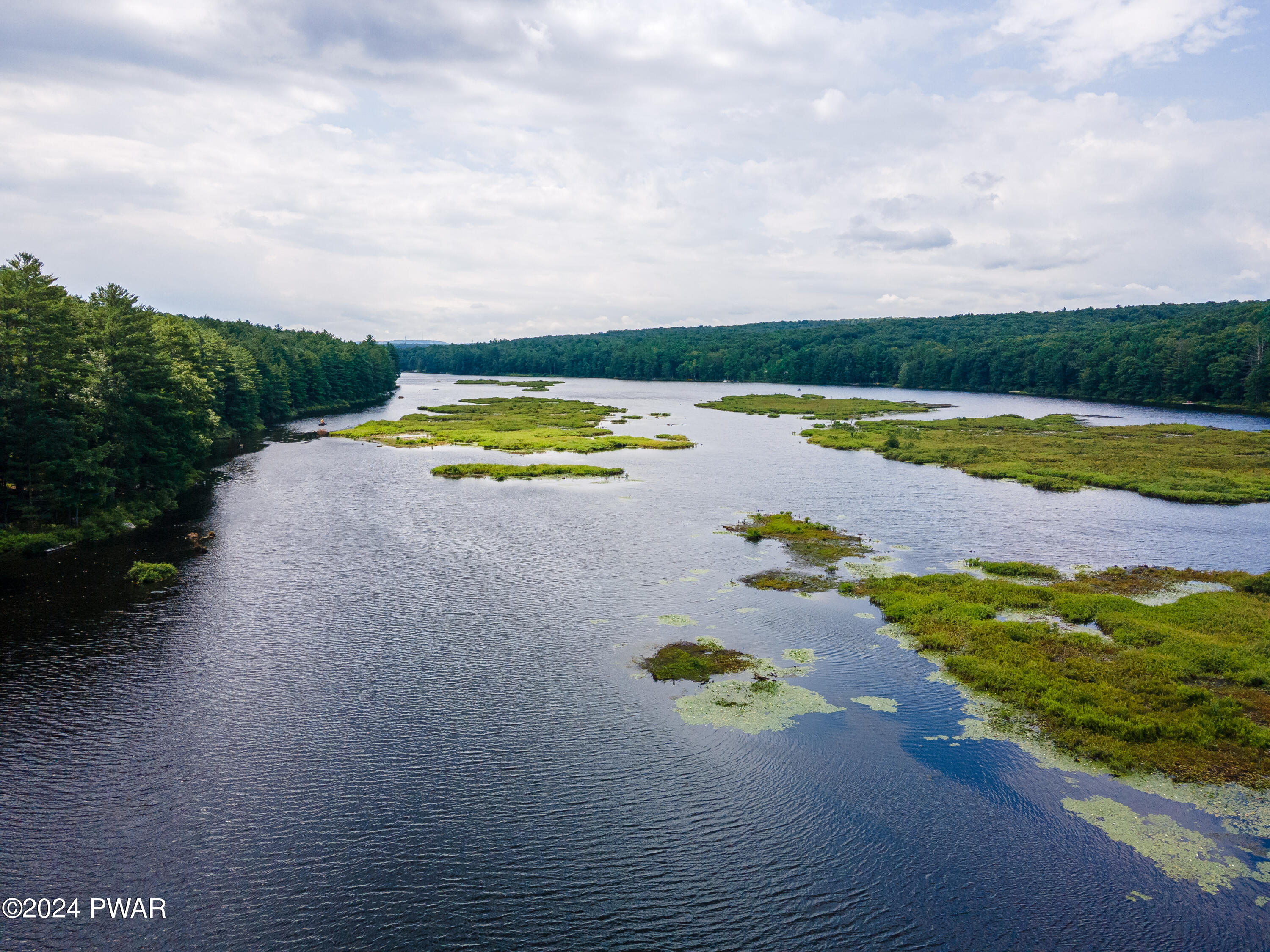 257 Lilly Pad Ln Or Laurel Wood Dr, Hawley, Pennsylvania image 7