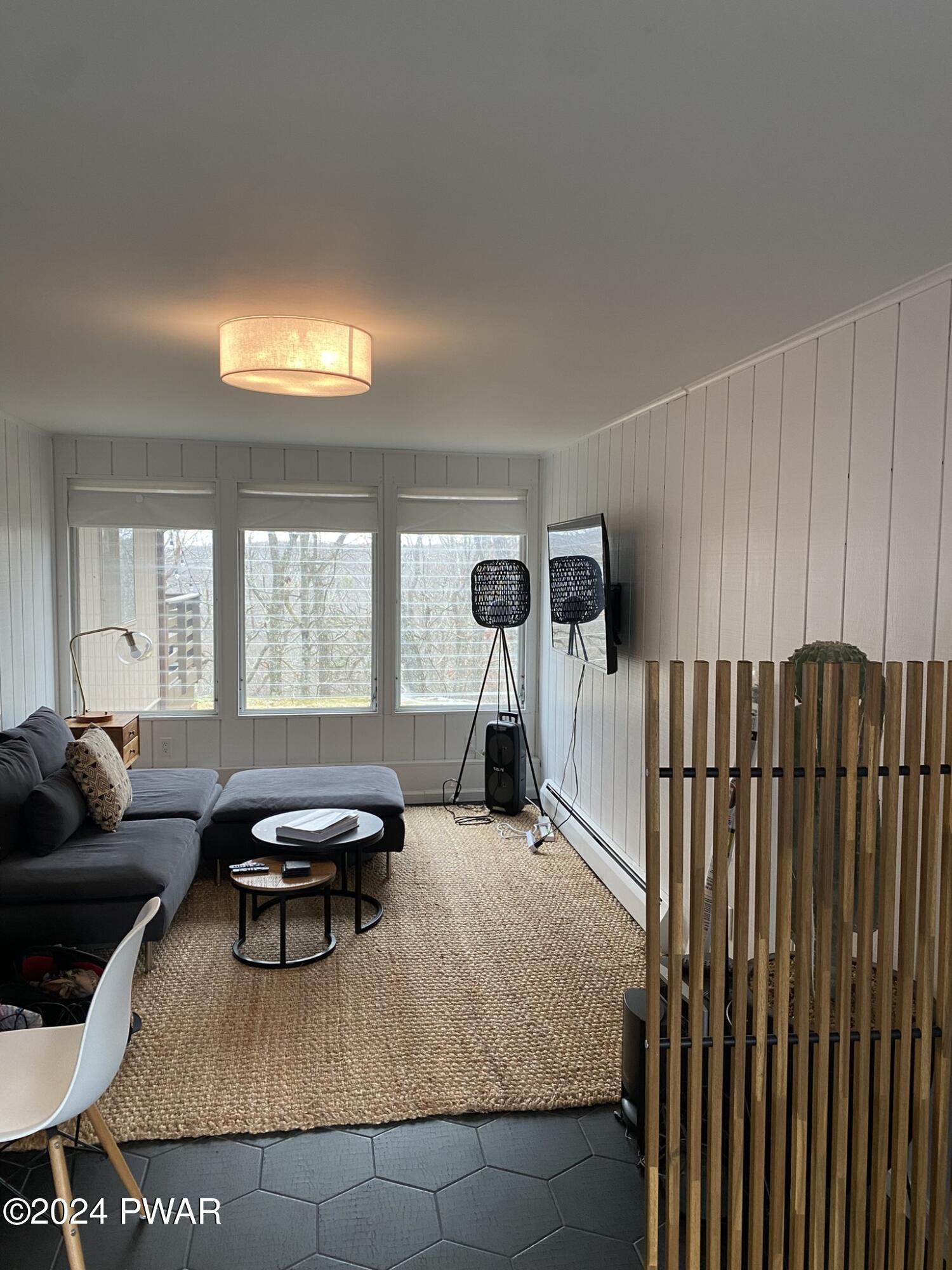 Hawley, Pennsylvania 18428, United States, 3 Bedrooms Bedrooms, ,2 BathroomsBathrooms,Residential,Active,67315