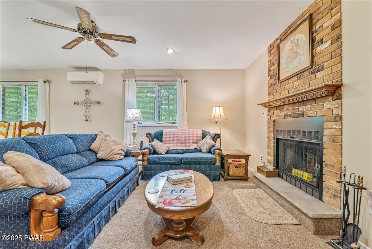 106 Snapdragon Court, Milford, Pennsylvania image 3